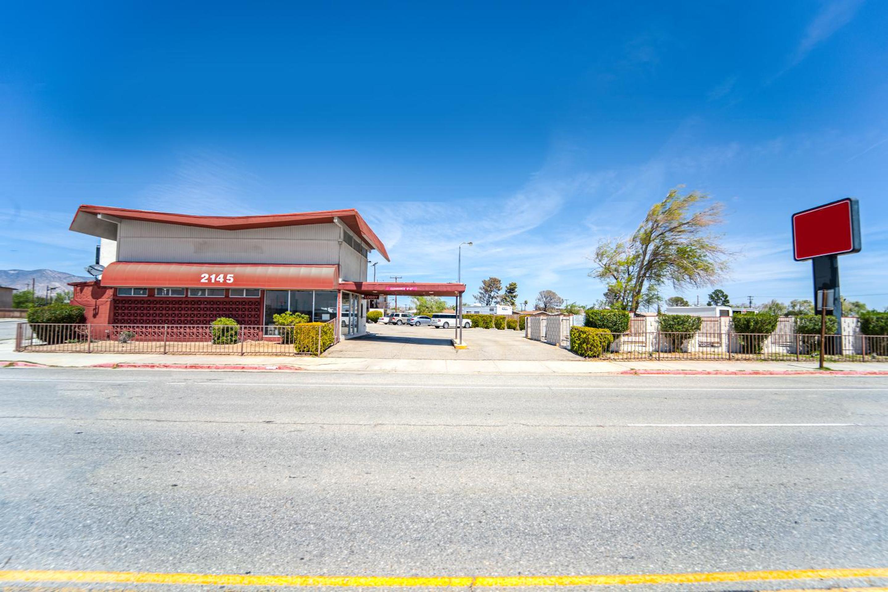 Mojave Hotel