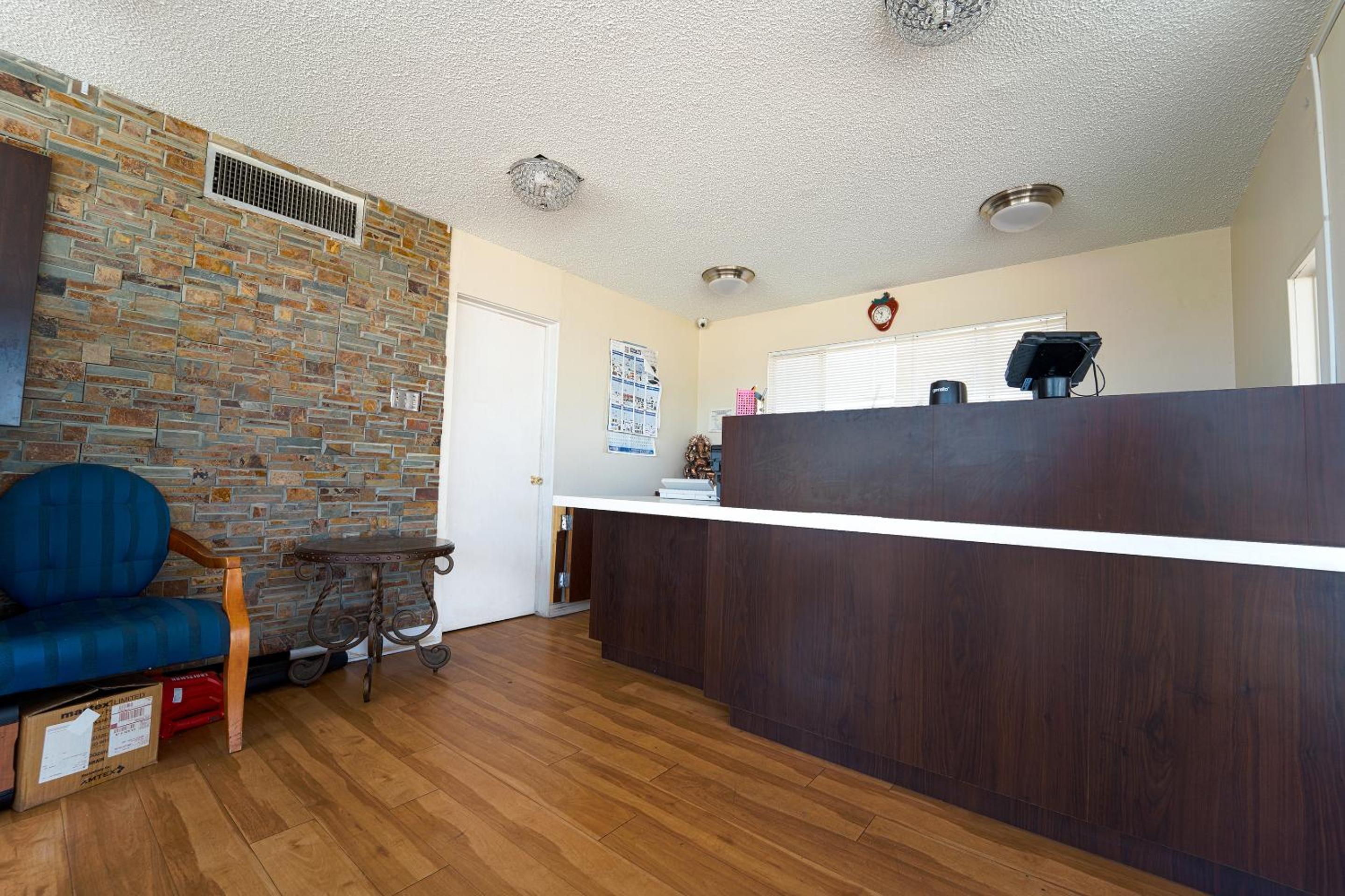 Mojave Hotel