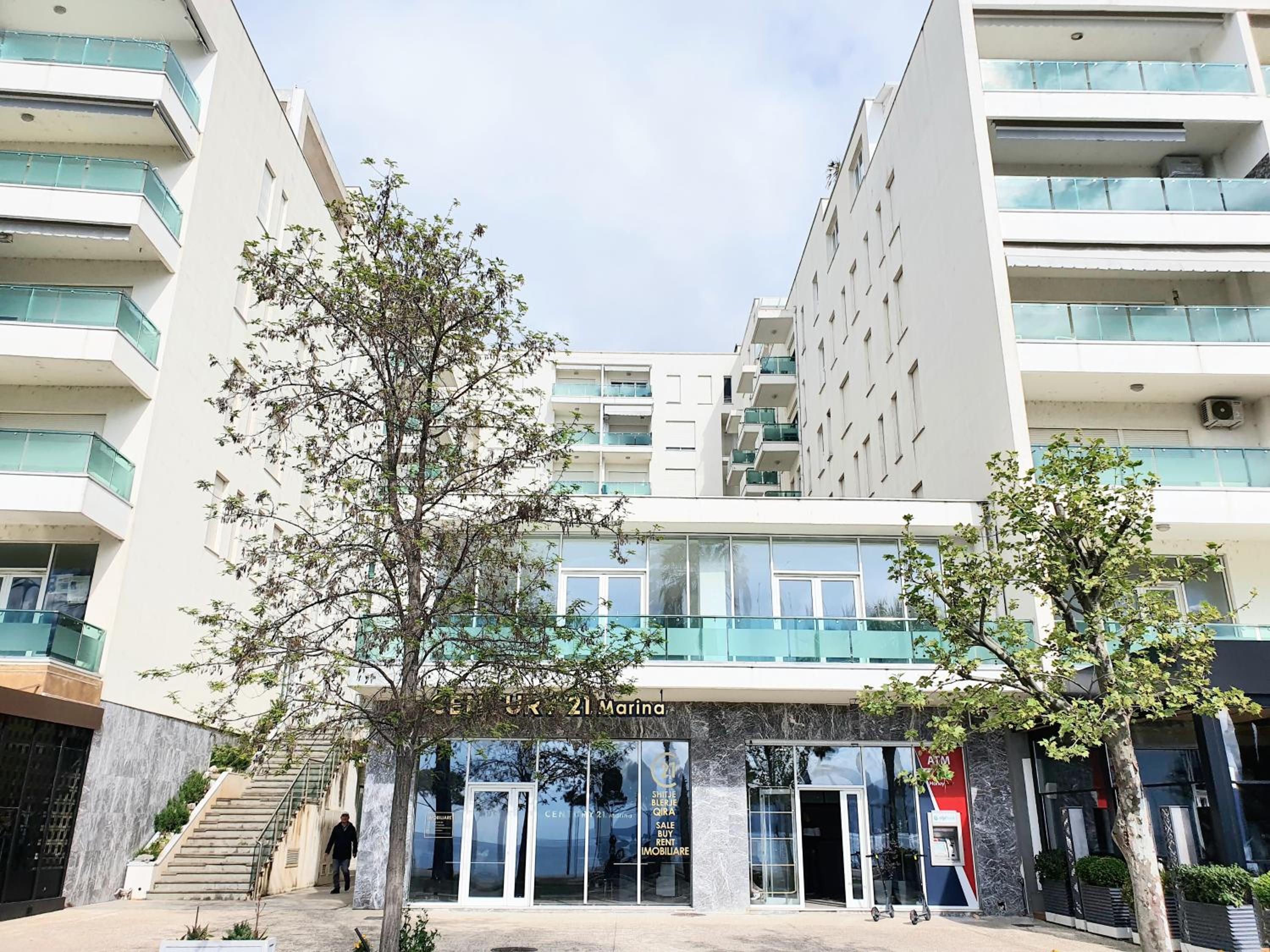 Apartament me qera Lungomare Vlore Mari