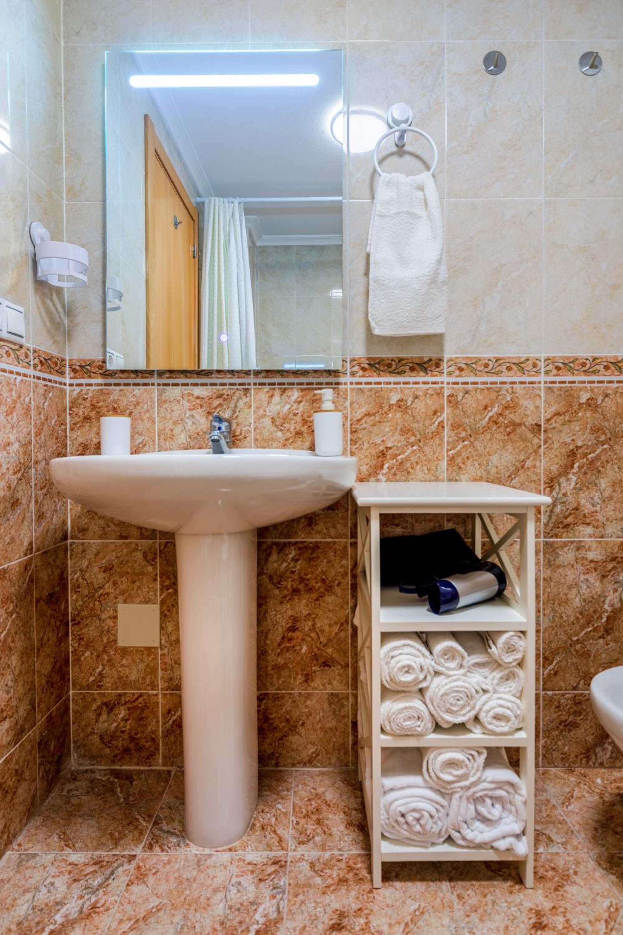 Casy Apartment Central with sea view