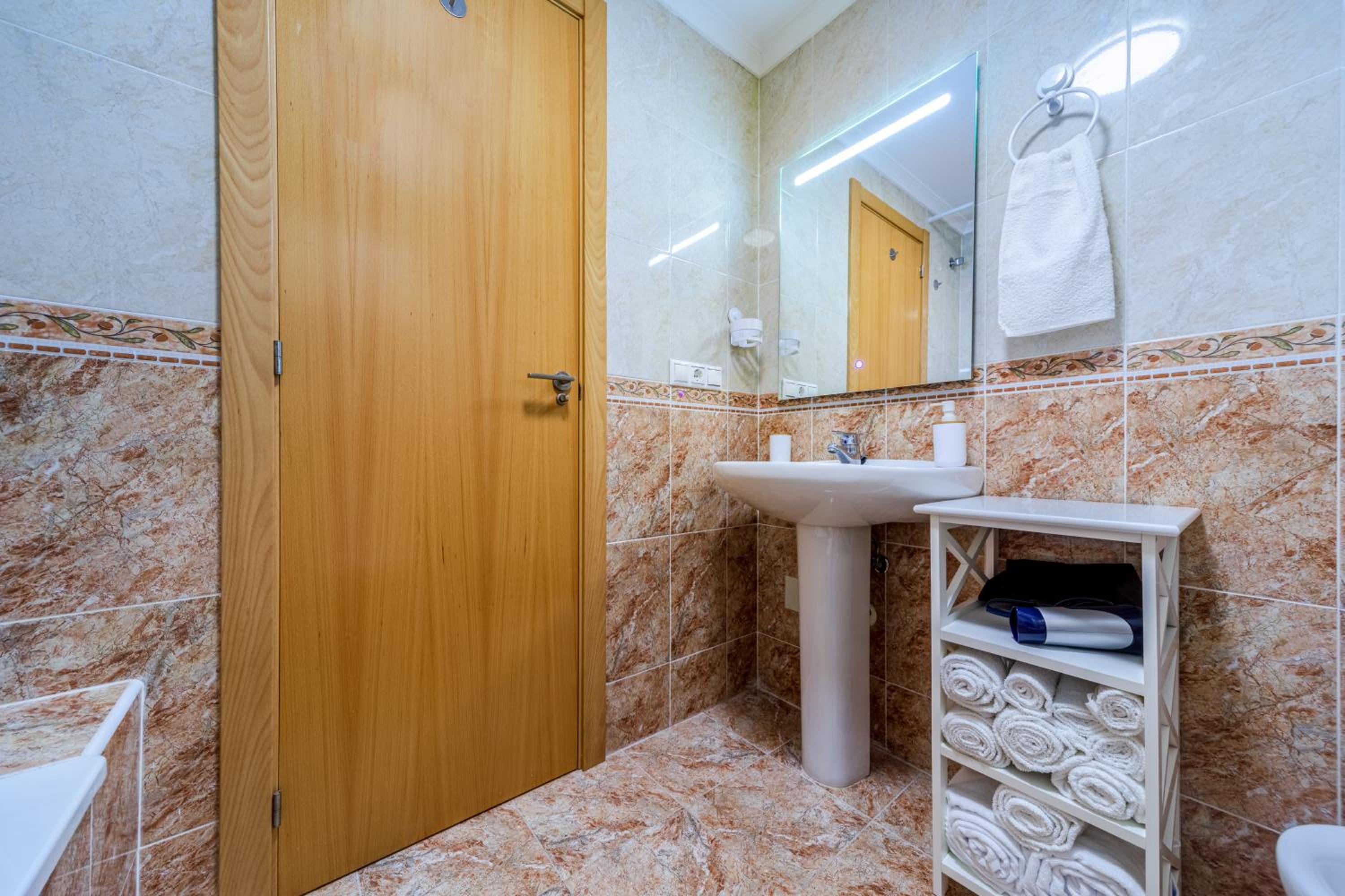 Casy Apartment Central with sea view