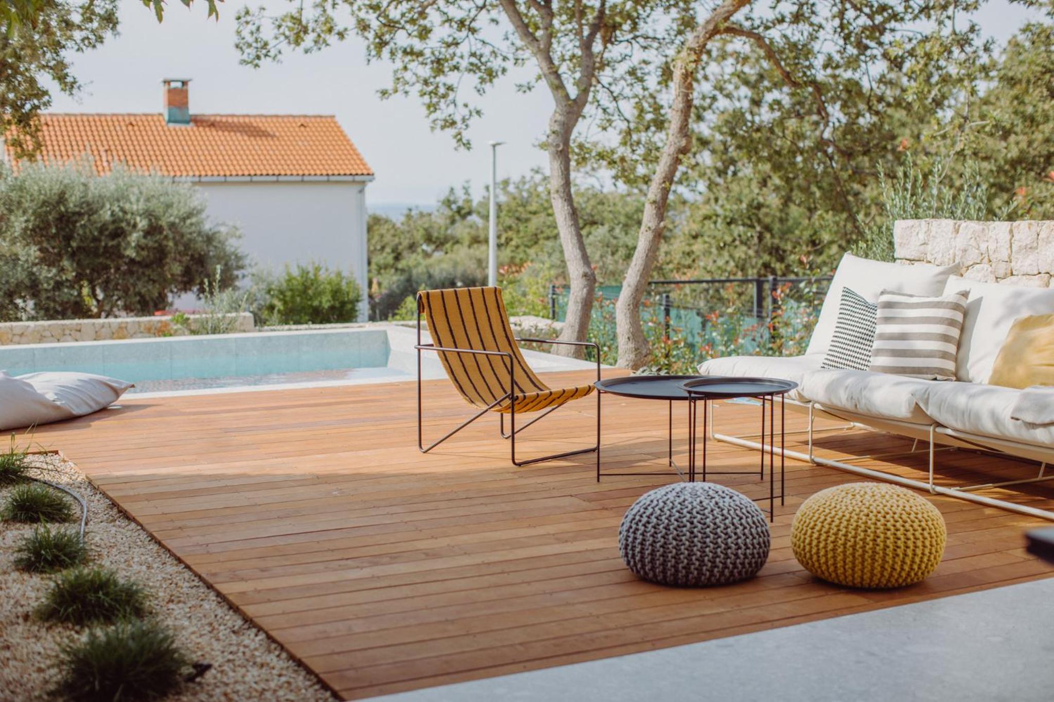 D-Tree HOUSE private heated pool