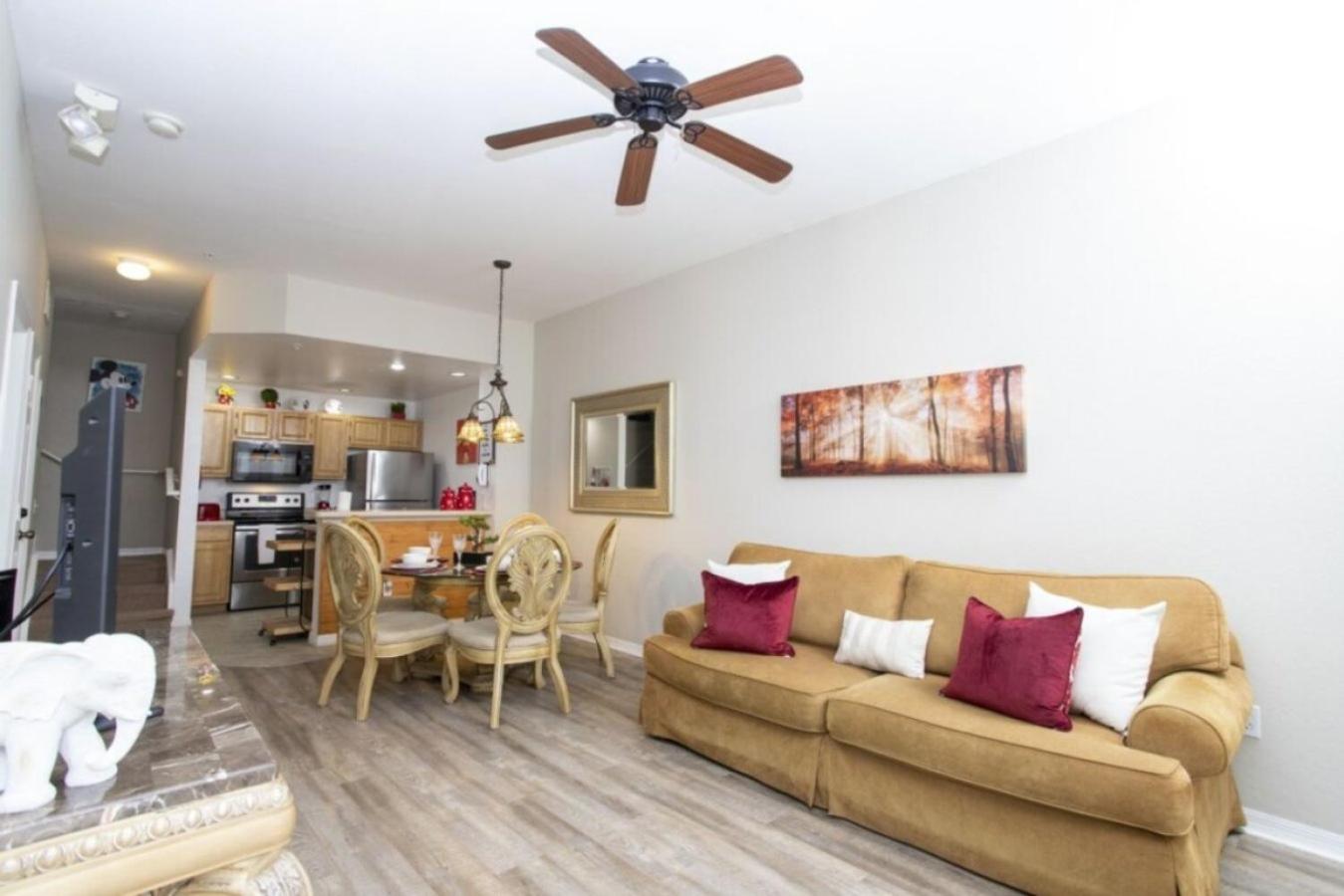 Charming 3-Bedroom Villa in Gated Community - Your Perfect Getaway! view 2
