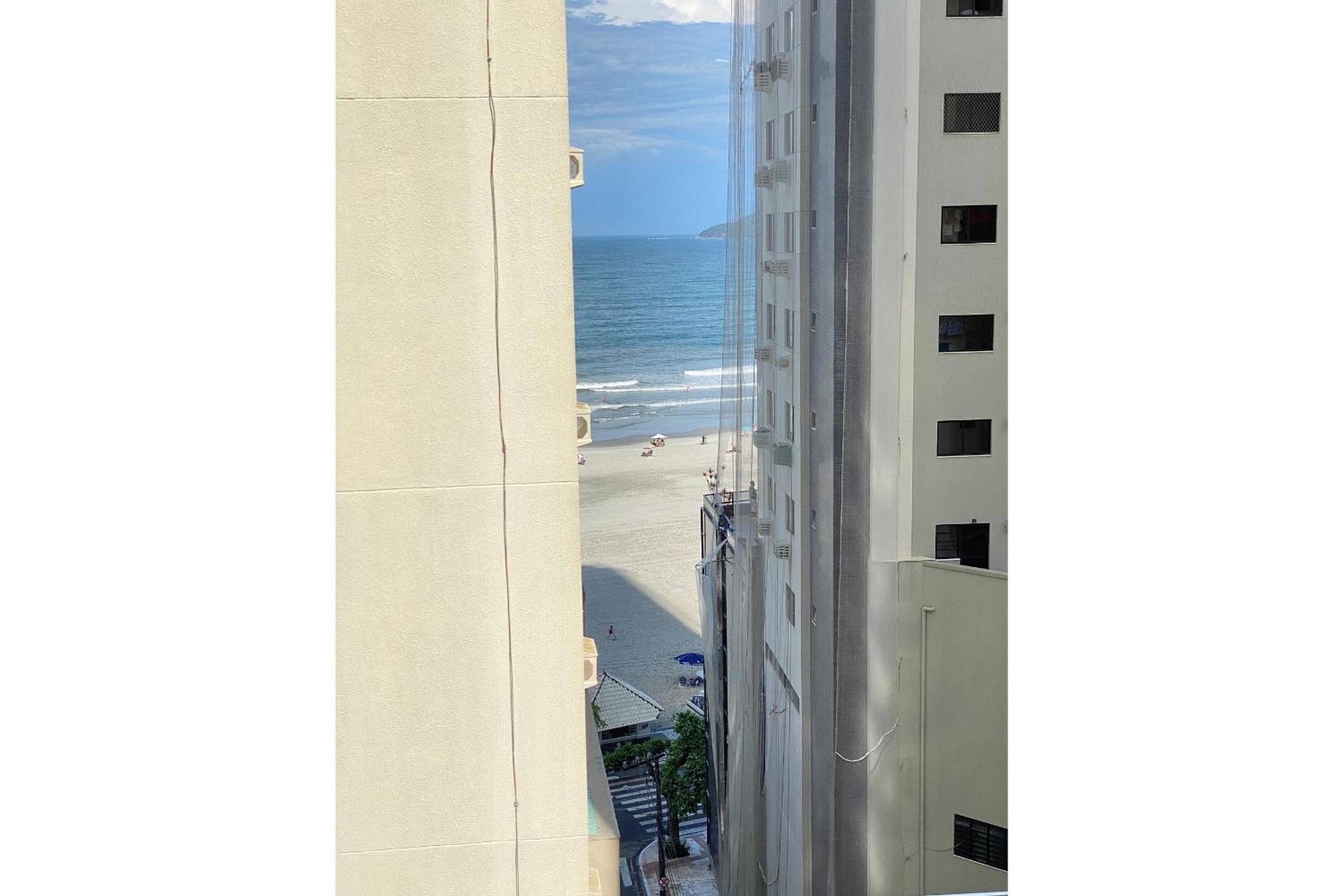 MRF74 - Churrasqueira, Quadra Mar, Garagem, 2 Dorm
