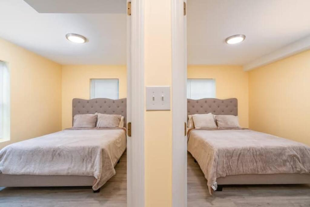 New Haven Vacations - Gorgeous Waterfront 2 Bedroom 1 Bath Modern Home. - Property Image 12