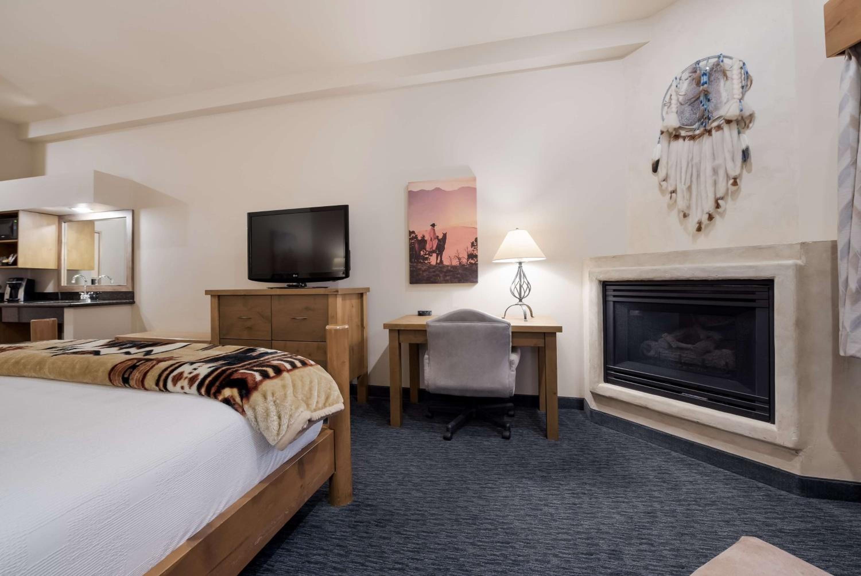 Best Western Plus Kentwood Lodge - Property Image 18