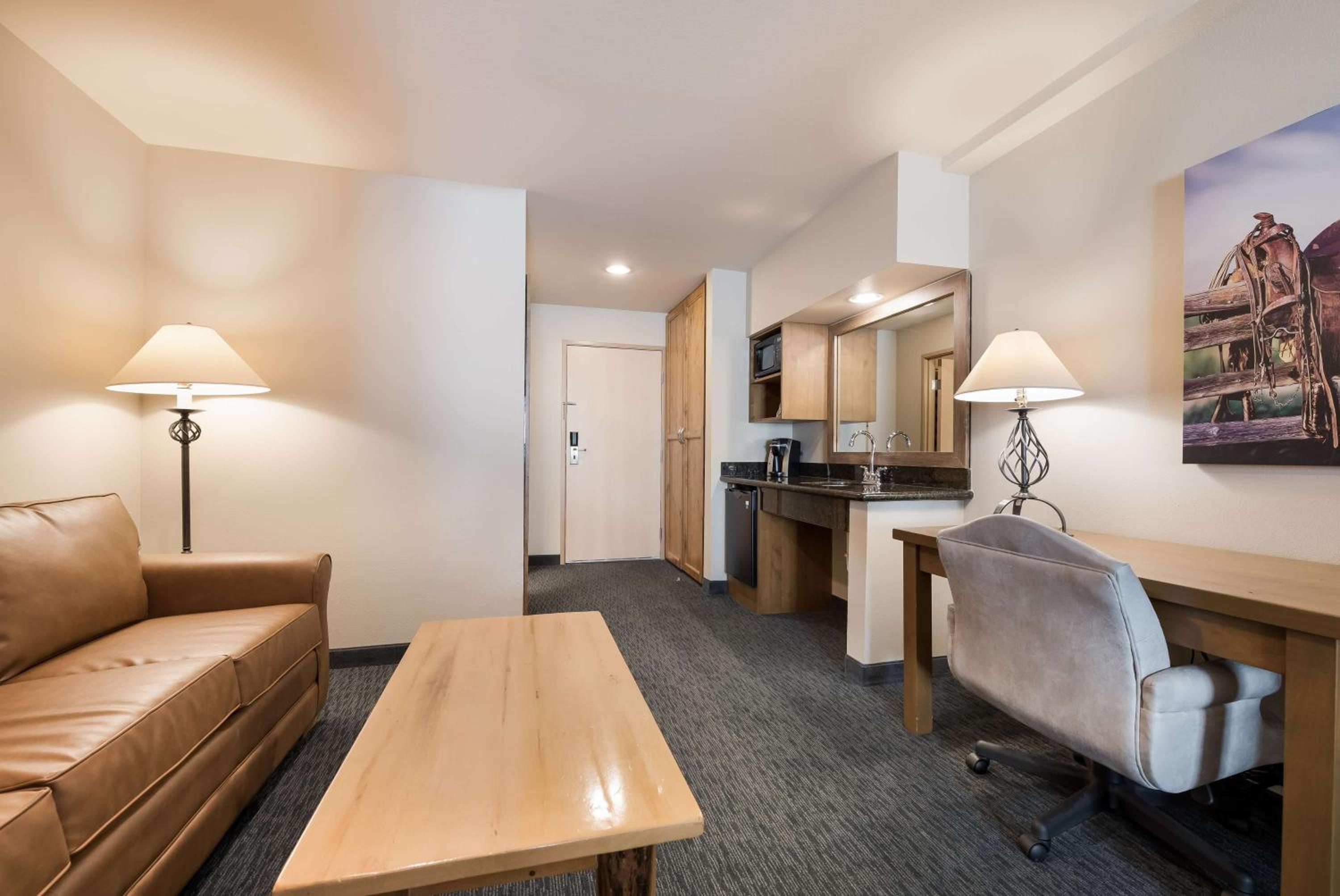 Best Western Plus Kentwood Lodge - Property Image 13