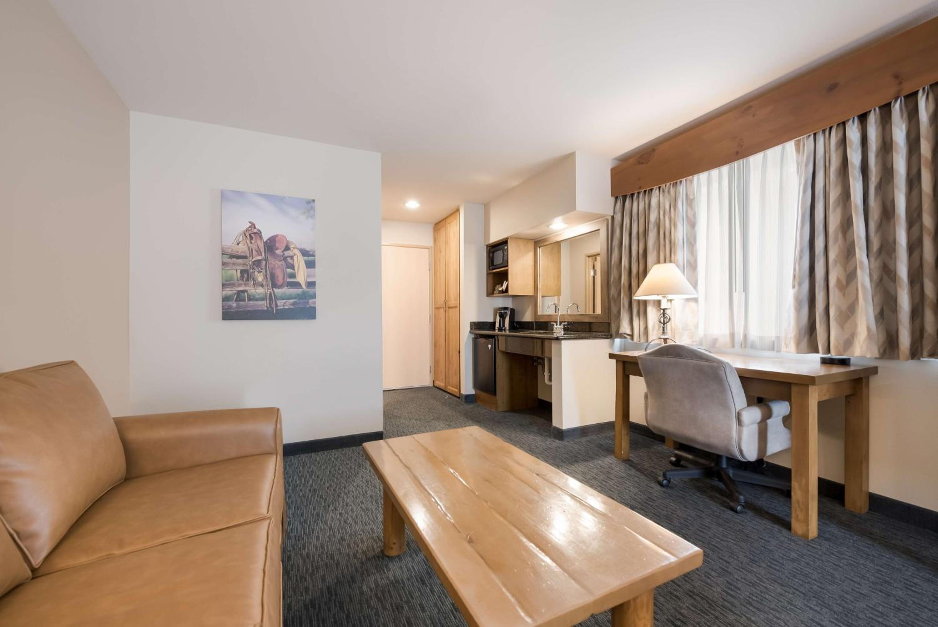 Best Western Plus Kentwood Lodge - Property Image 44