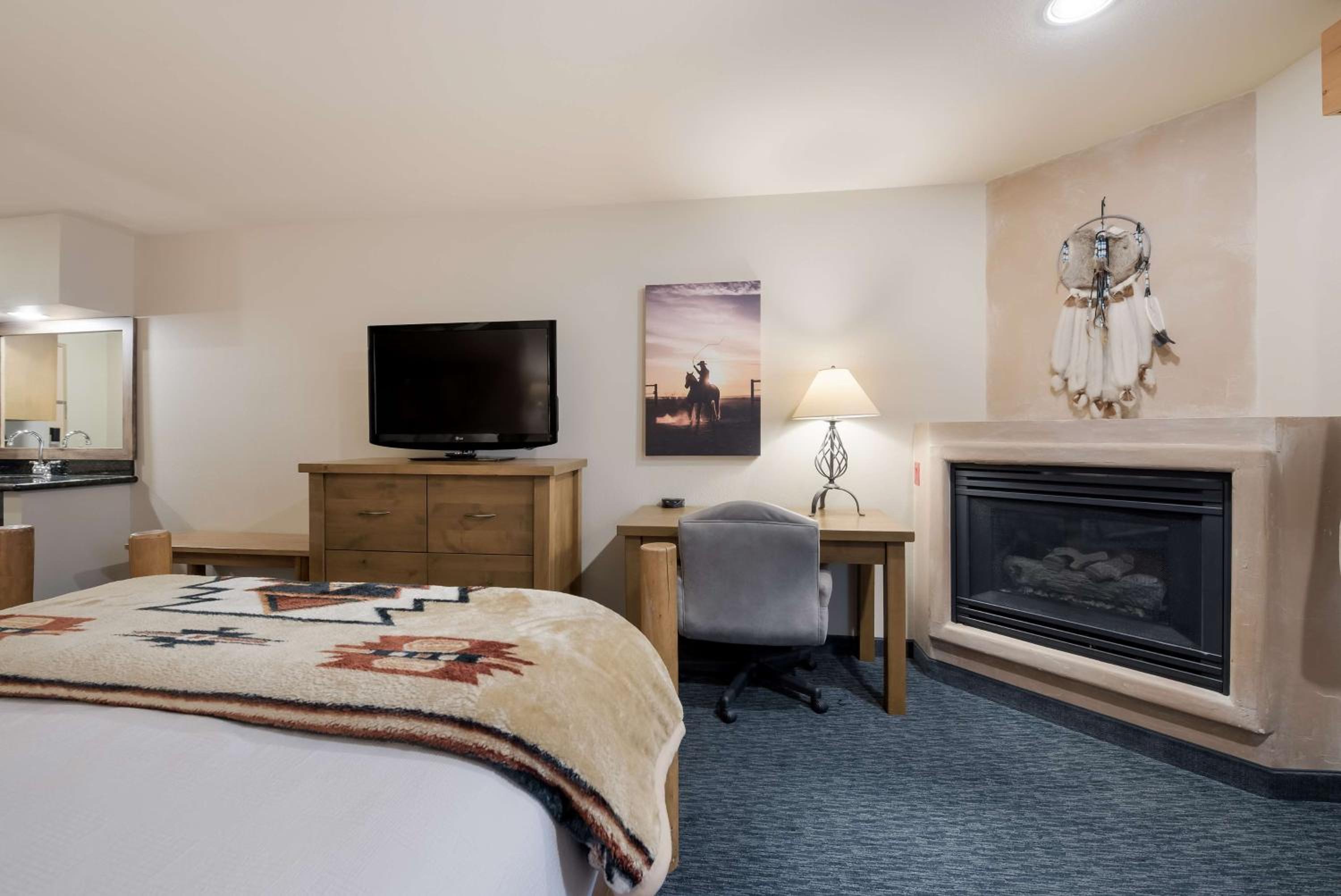 Best Western Plus Kentwood Lodge - Property Image 19