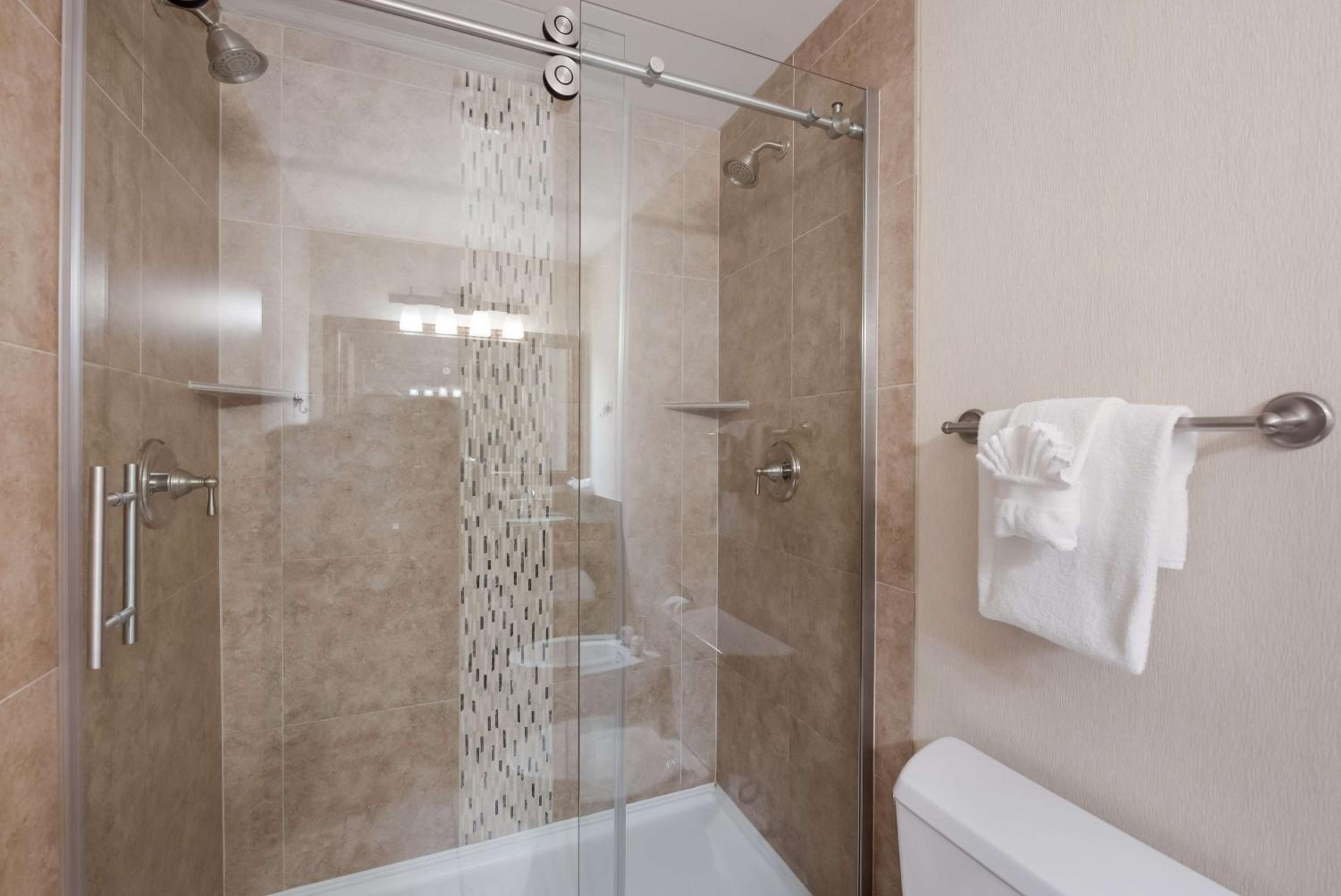 Best Western Plus Kentwood Lodge - Property Image 23