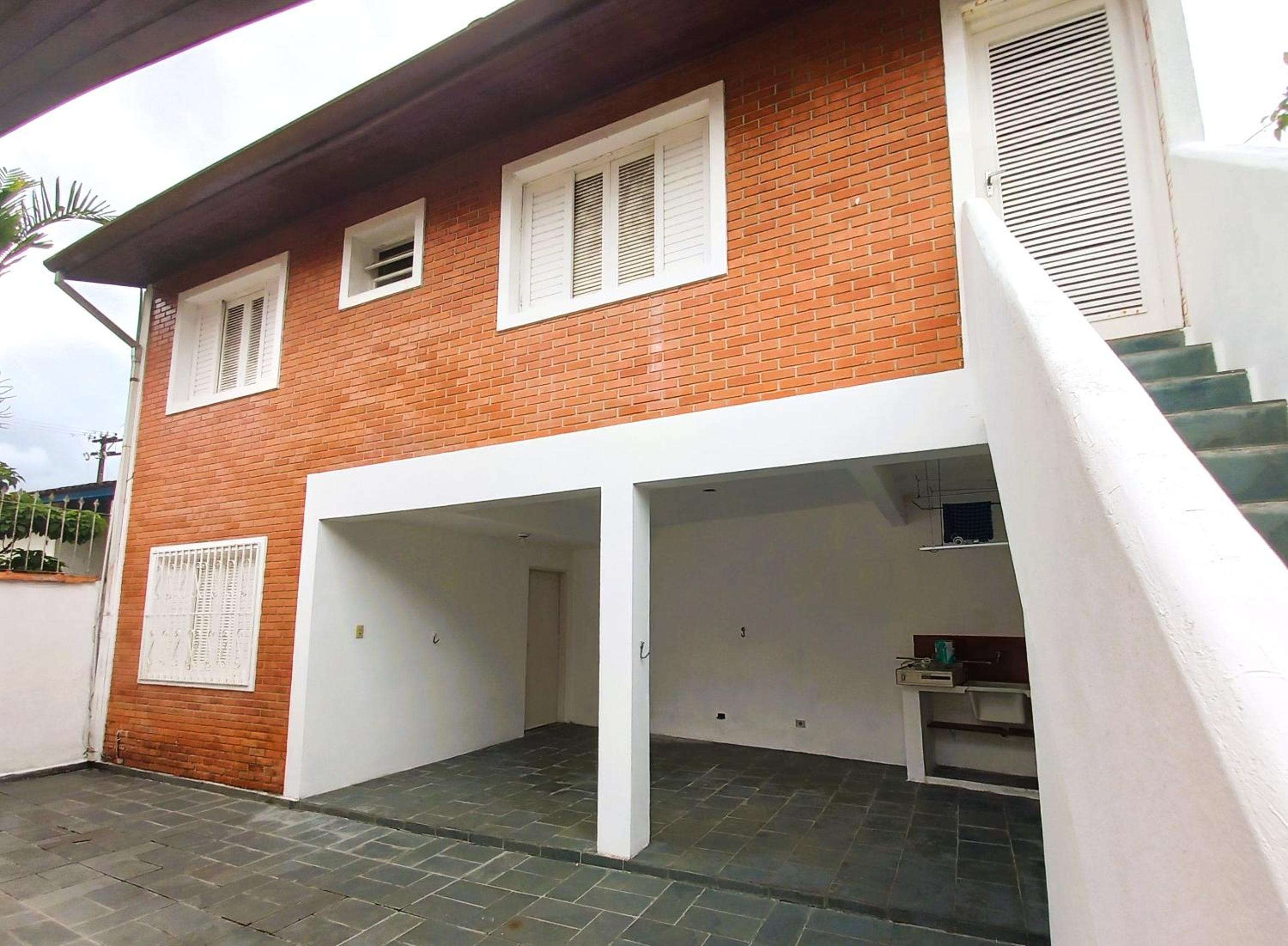 Casa Jardim com 5 quartos em Ubatuba