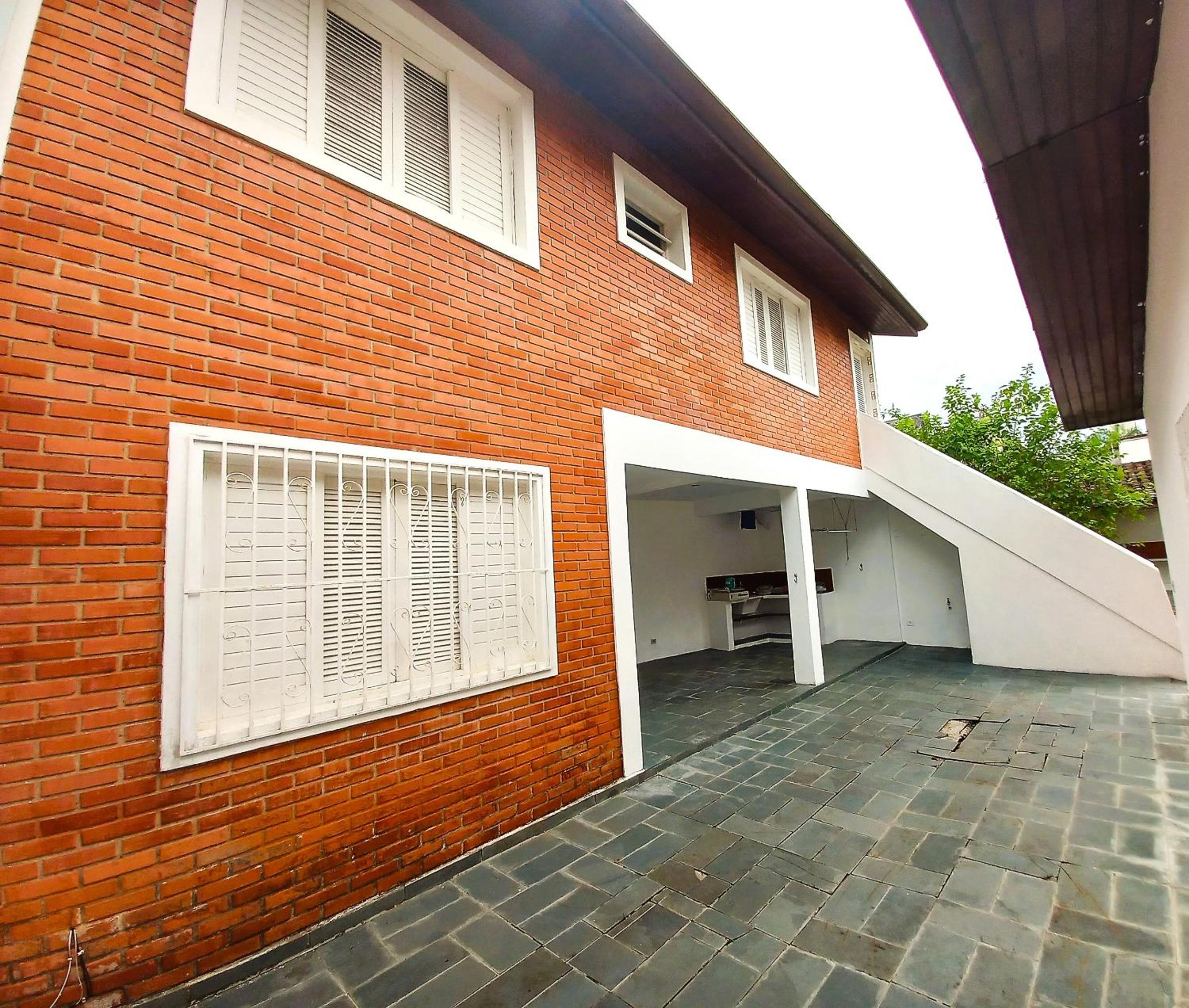 Casa Jardim com 5 quartos em Ubatuba