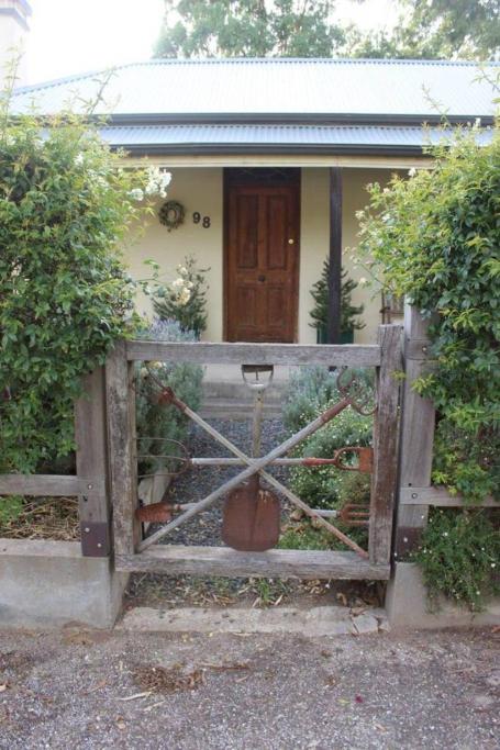 Barossa Valley’s Captain Rodda’s Cottage