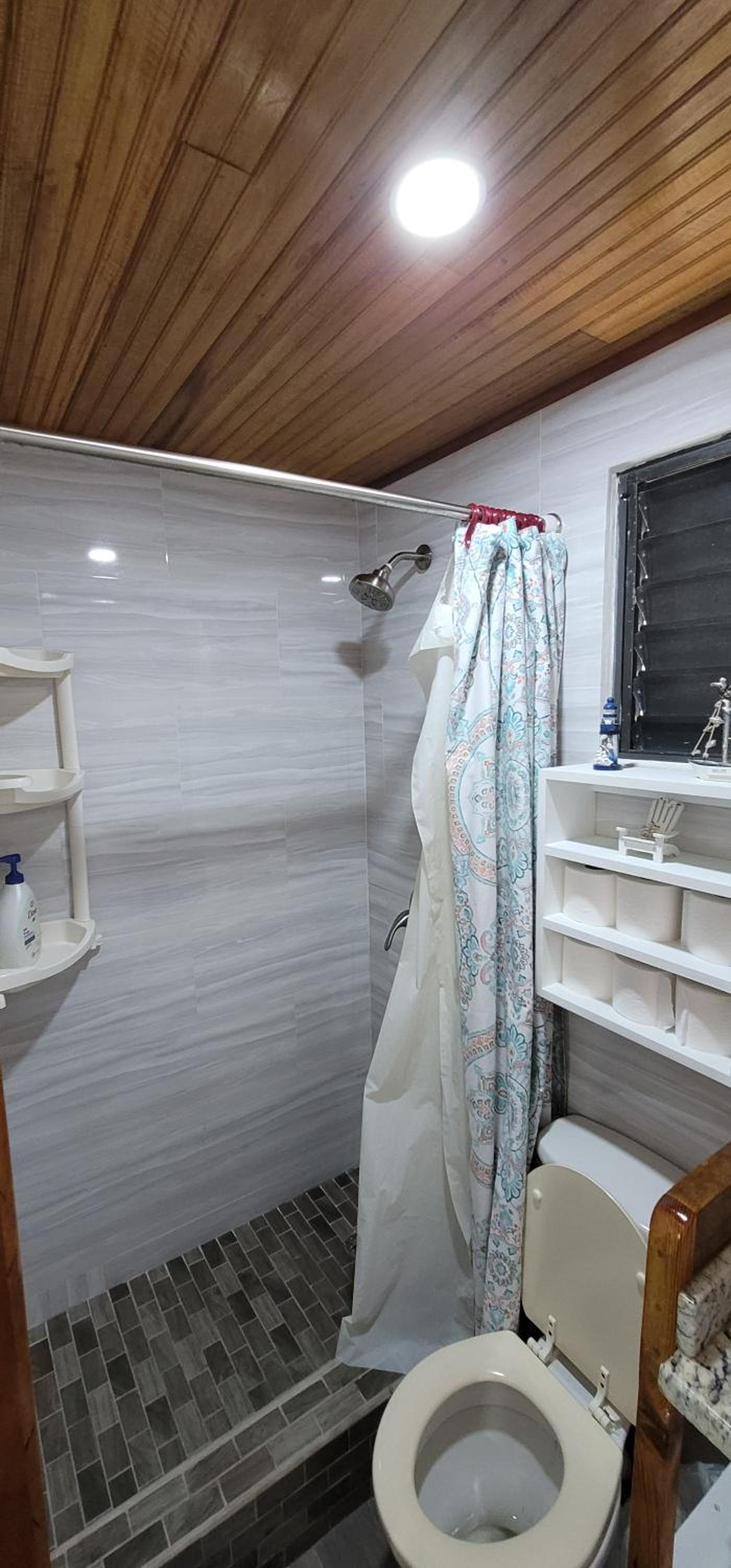 Therapy Cabins - Belize Island Experience