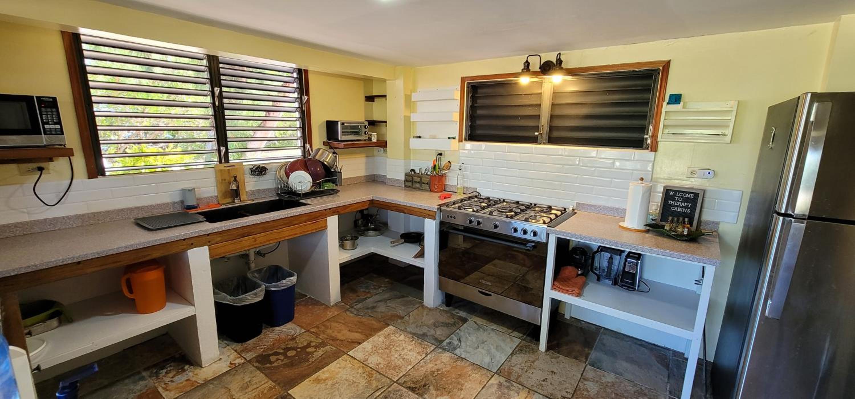 Therapy Cabins - Belize Island Experience