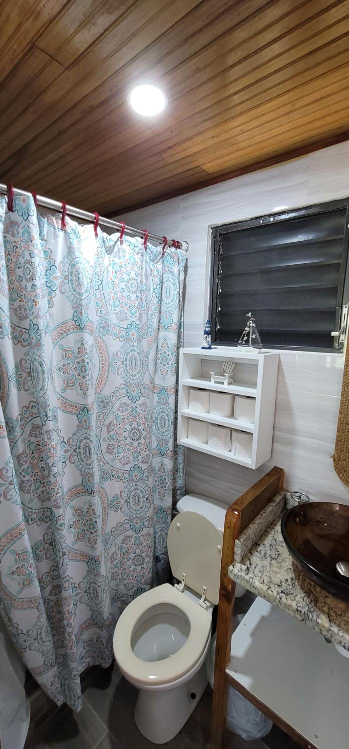 Therapy Cabins - Belize Island Experience