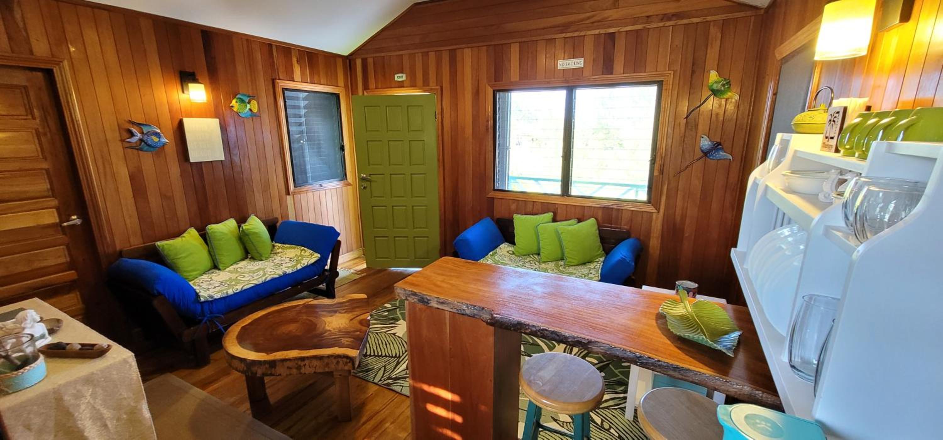Therapy Cabins - Belize Island Experience