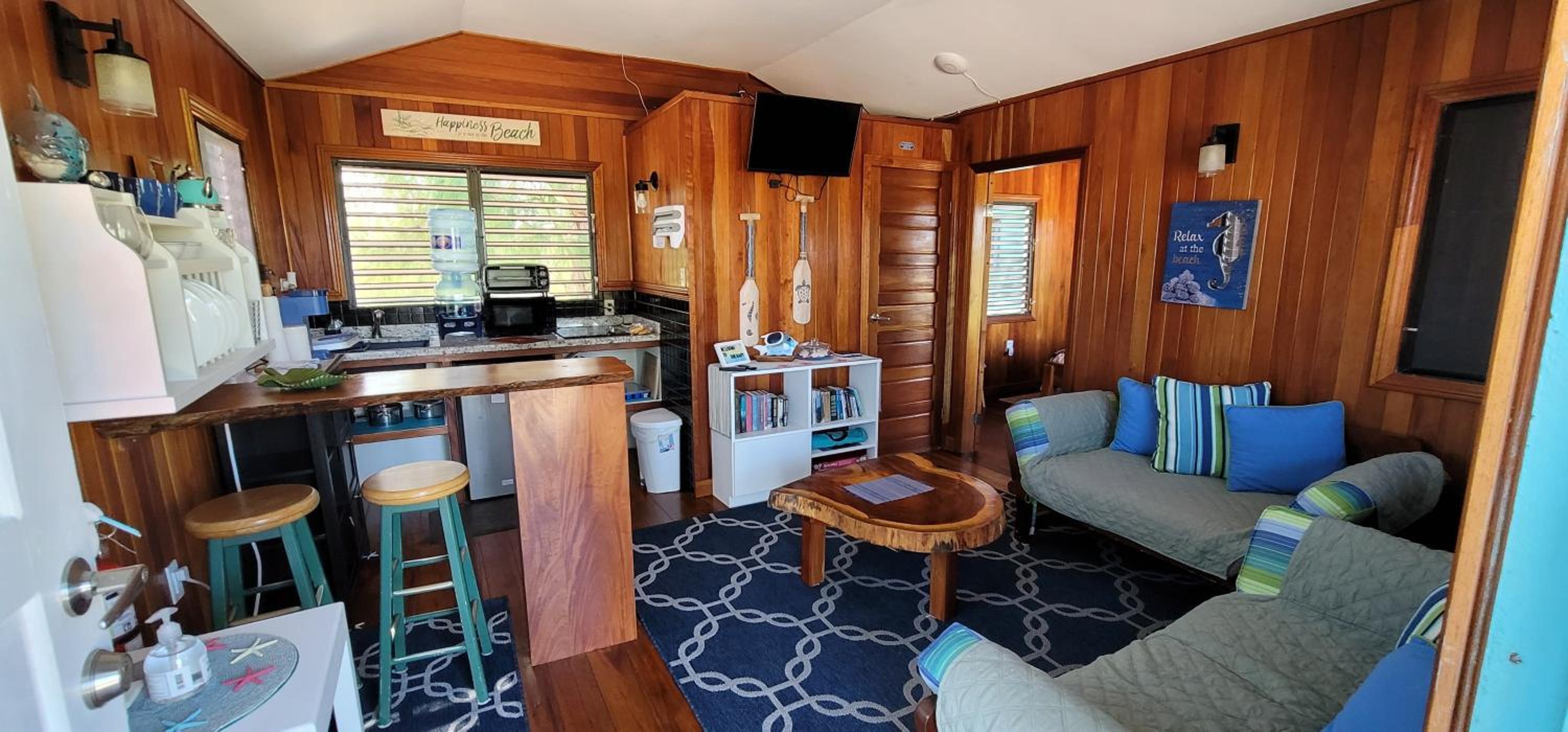 Therapy Cabins - Belize Island Experience