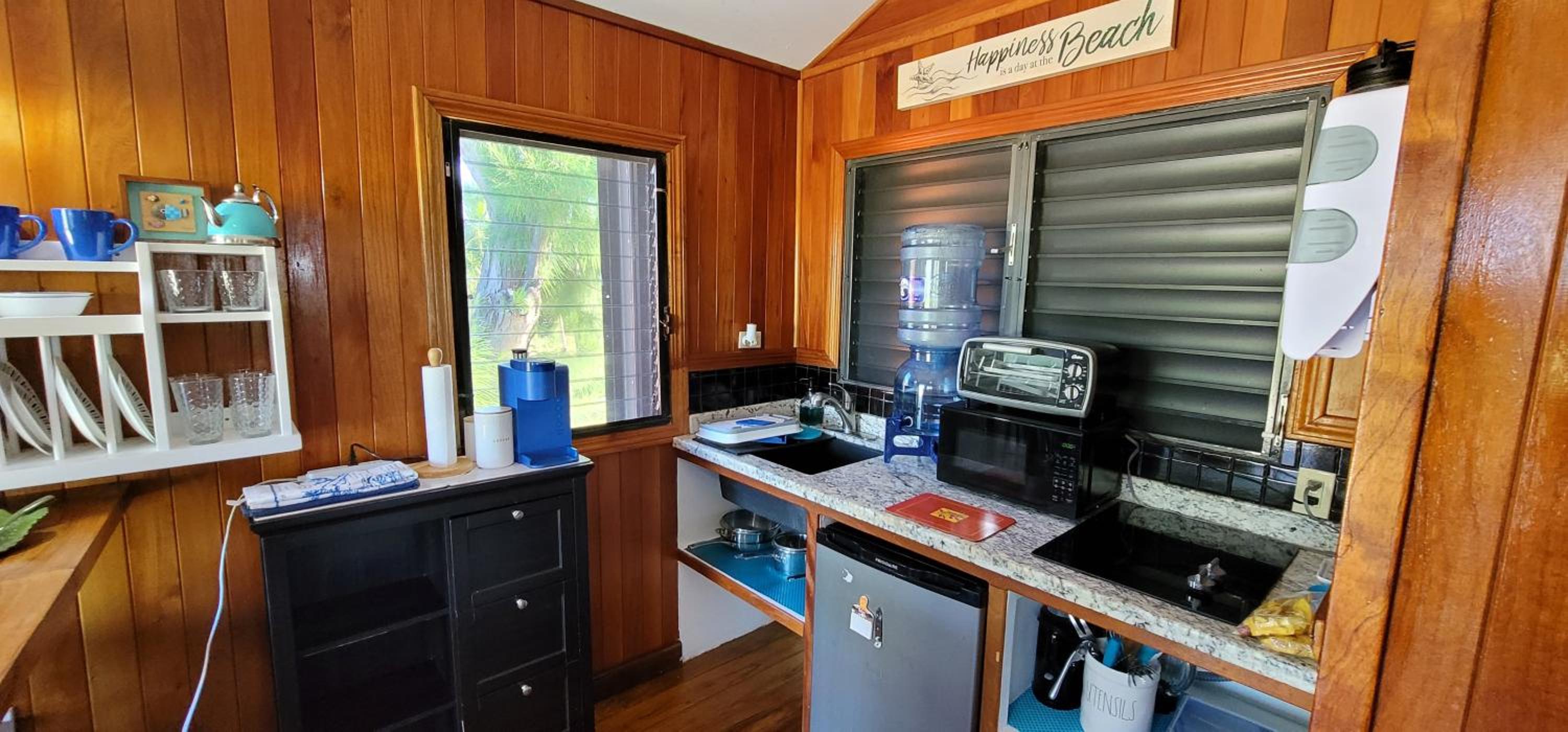 Therapy Cabins - Belize Island Experience