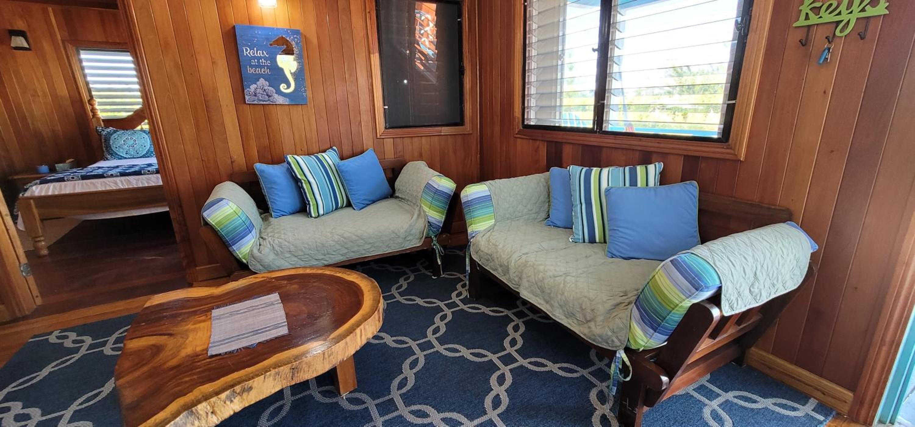 Therapy Cabins - Belize Island Experience