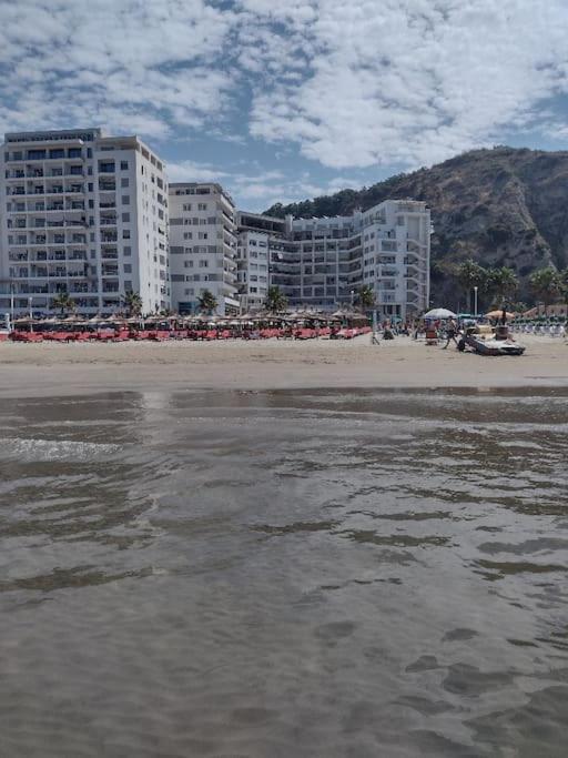 Regatta Seaview Apartment 306