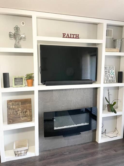 Luxury Family Condo w/ Great Views & Entertainment view 4
