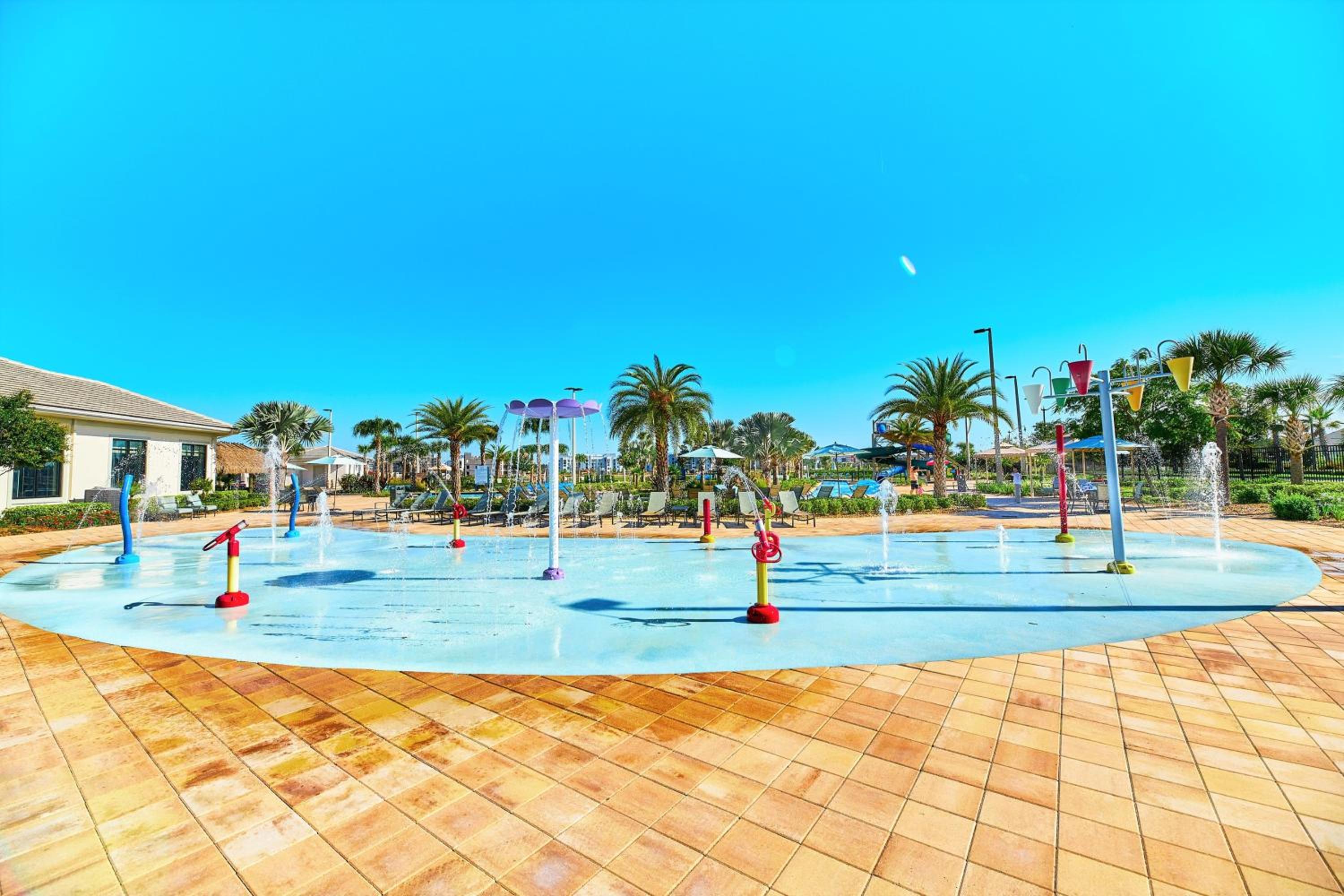 Vacation Meadows - Storey Lake by Shine Villas 710 apts view 3