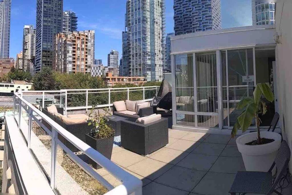 Penthouses of Beach Ave