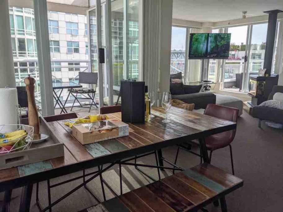 Penthouses of Beach Ave