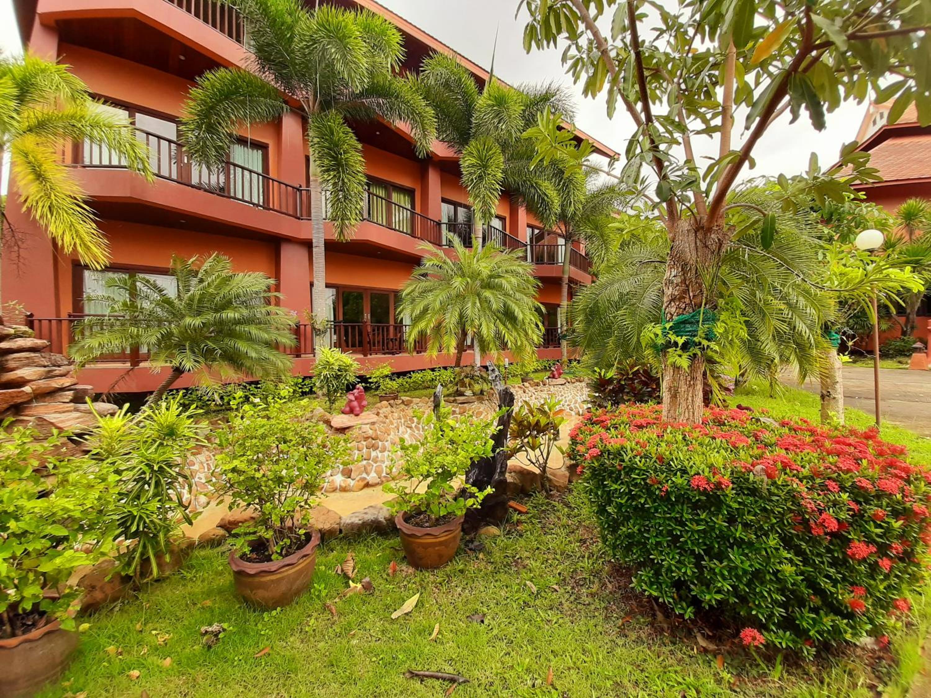 Andamanee Boutique Resort Aonang Krabi - Free Beach Shuttle — photo 41