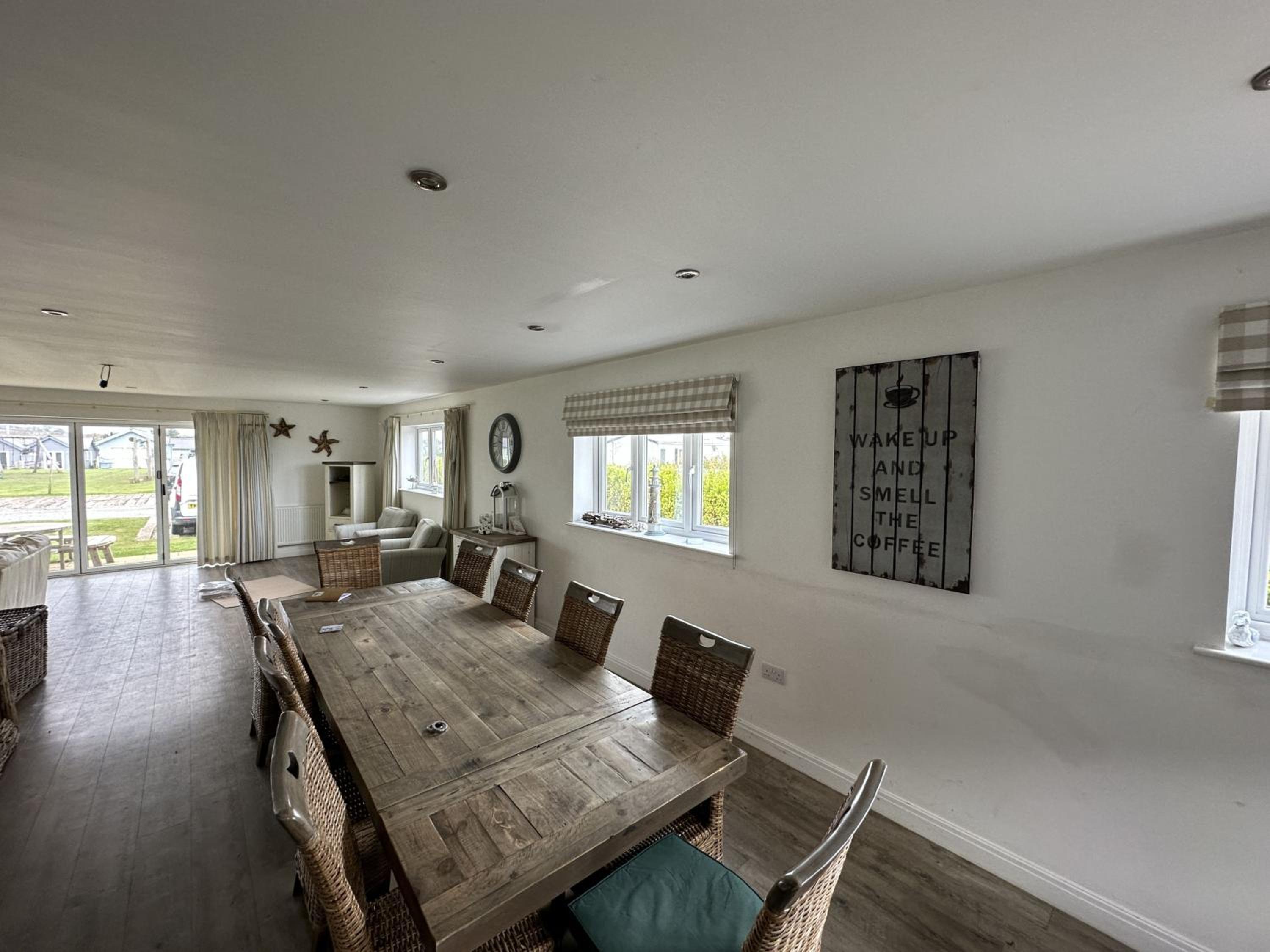 Echo Beach - Sleeps 12 - Part of the The Bay Filey Holiday Village with pool, gym and direct beach access, pub, restaurant, tennis and meadows walks
