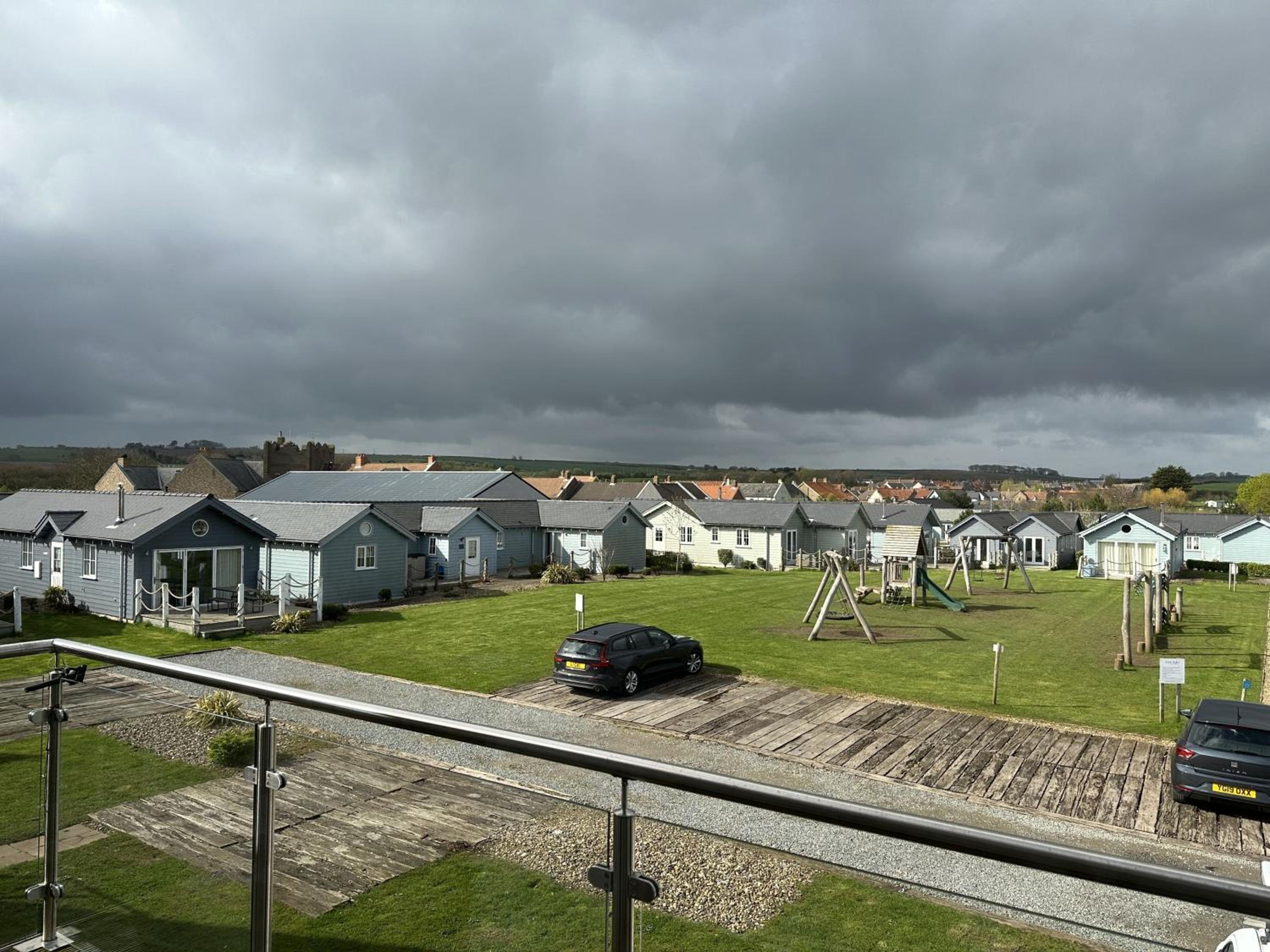 Echo Beach - Sleeps 12 - Part of the The Bay Filey Holiday Village with pool, gym and direct beach access, pub, restaurant, tennis and meadows walks