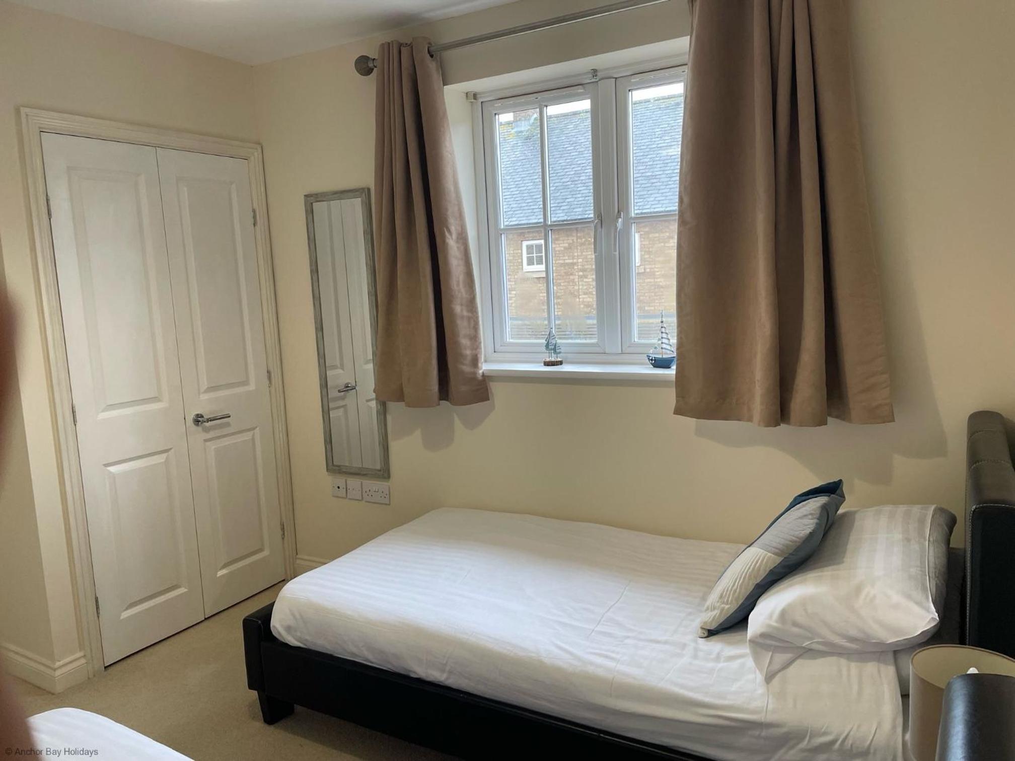 The Sandcastle - Part of the The Bay Filey Holiday Village with pool, gym and direct beach access, pub, restaurant, tennis and meadows walks