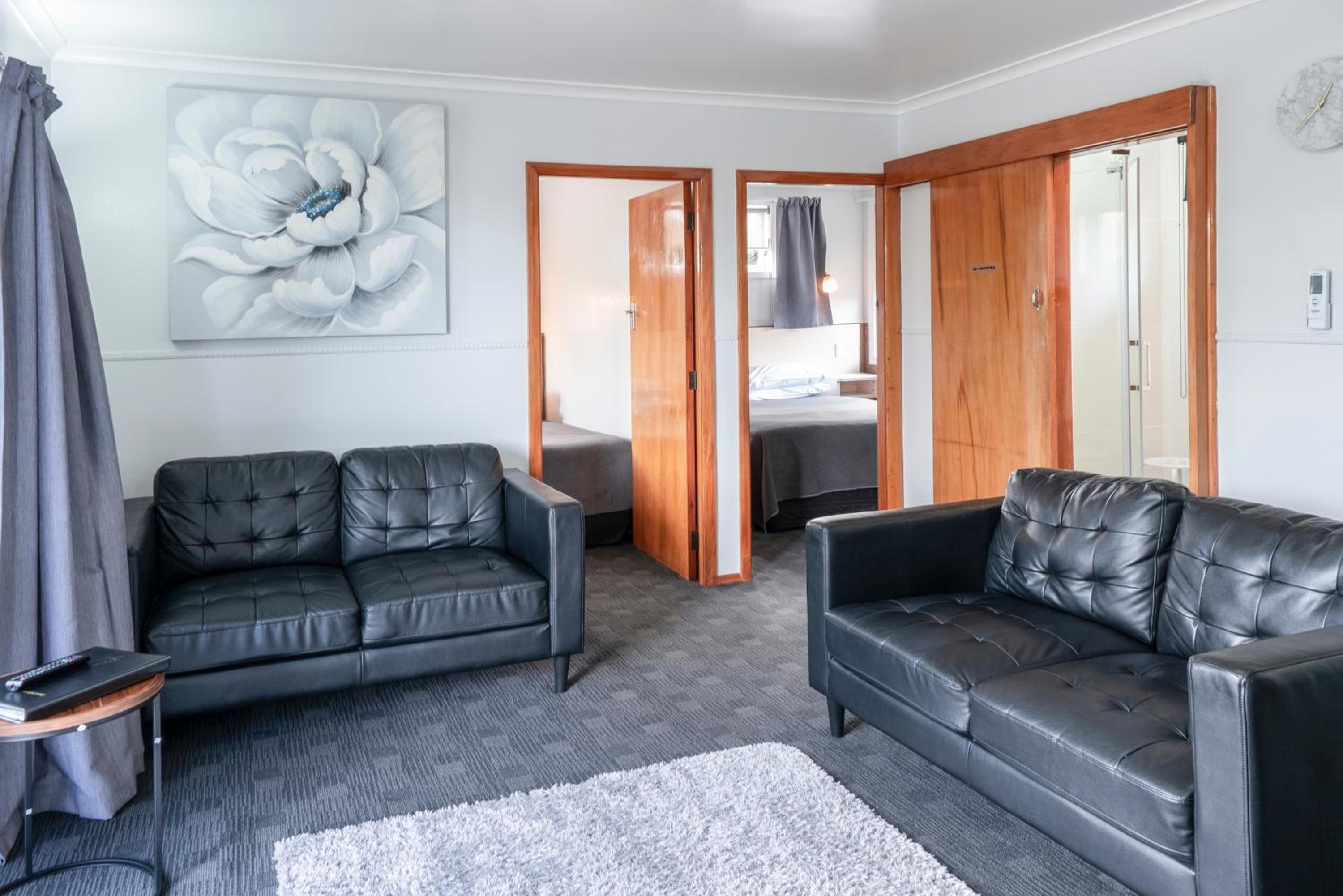 Dunrovin Motel