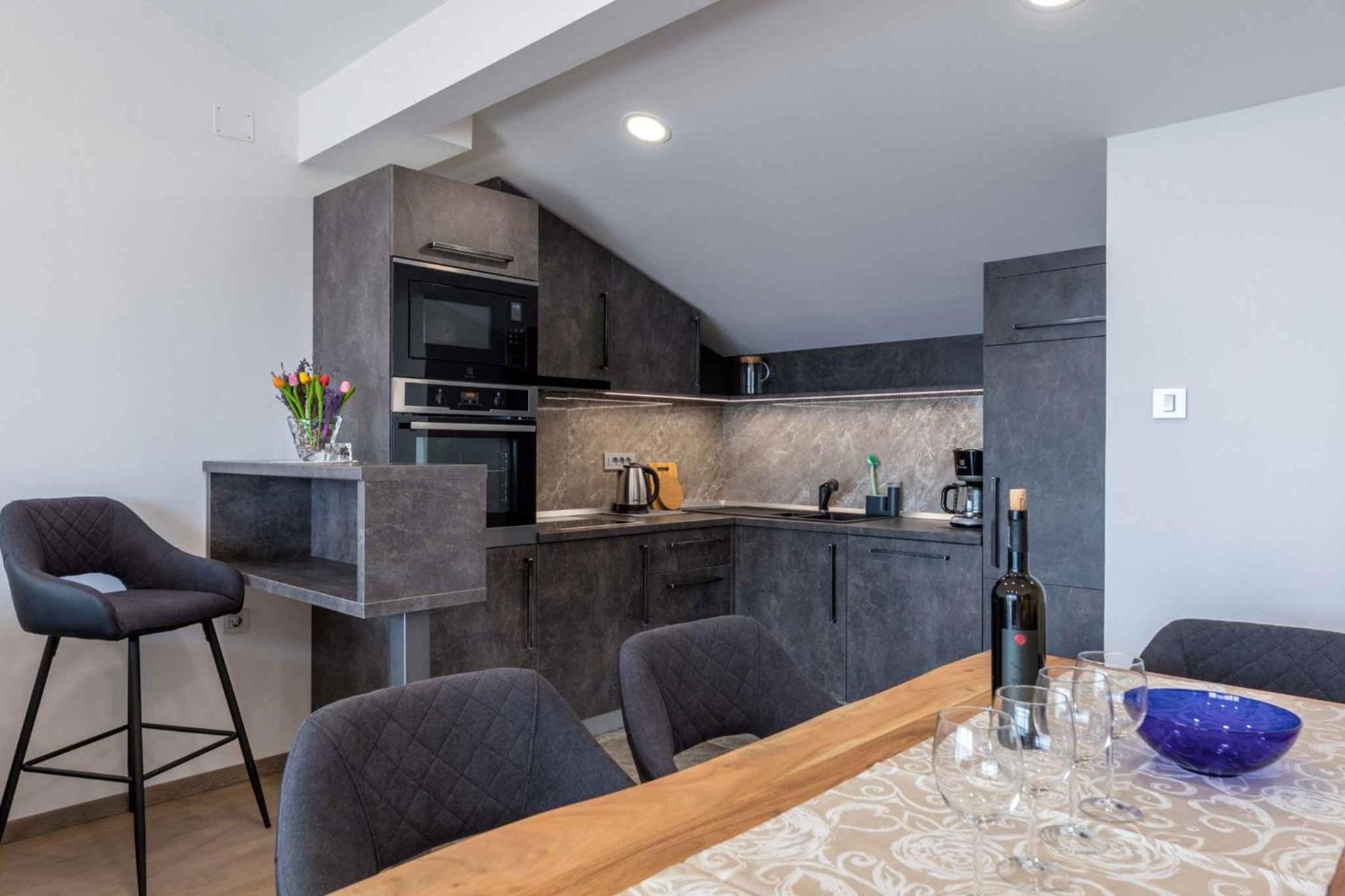 Holiday home in Crikvenica 41678
