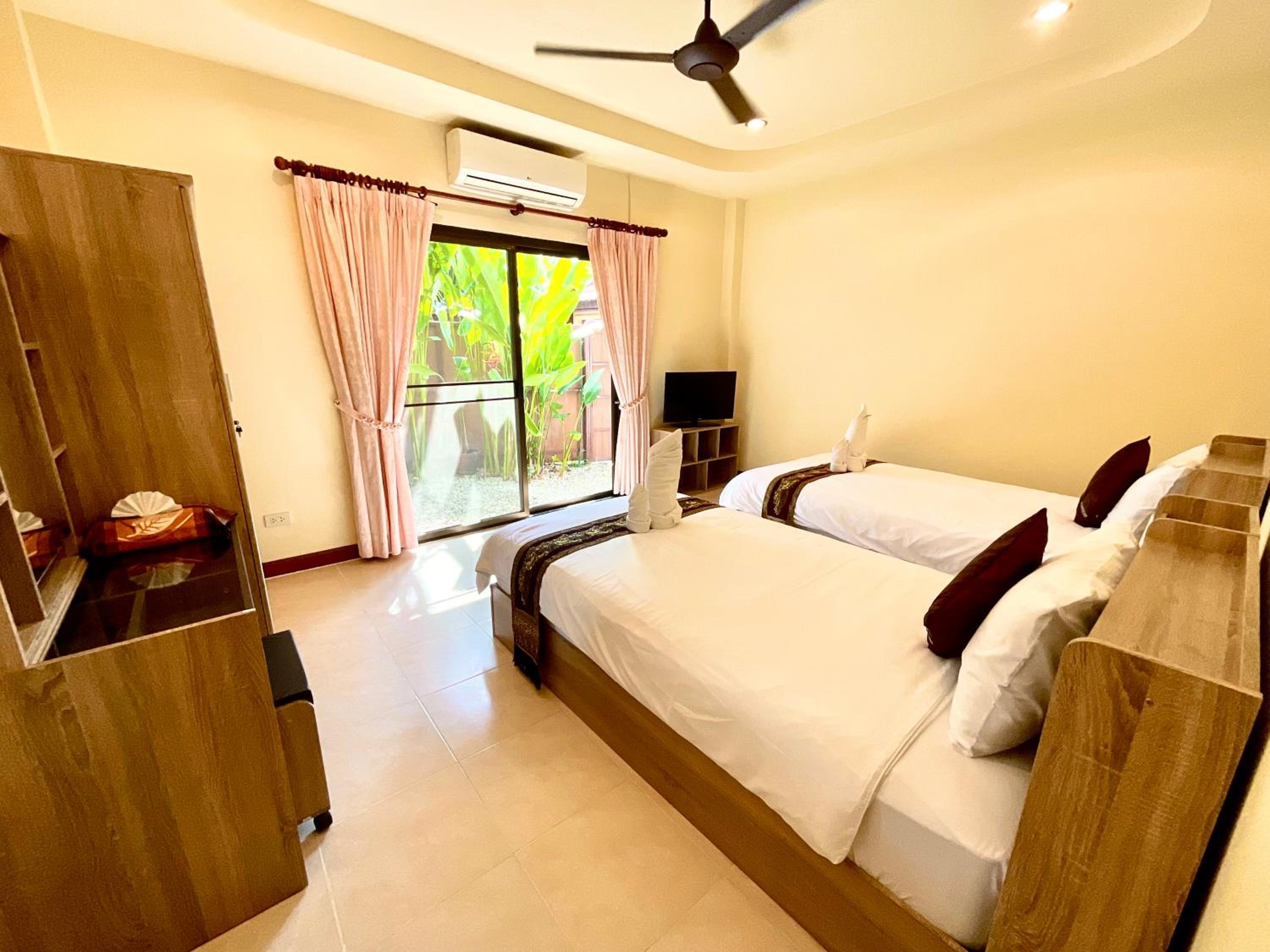 Coconut Paradise Holiday Villas
