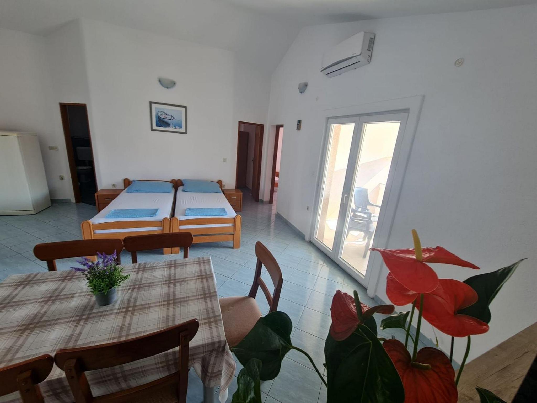 Apartments Robi