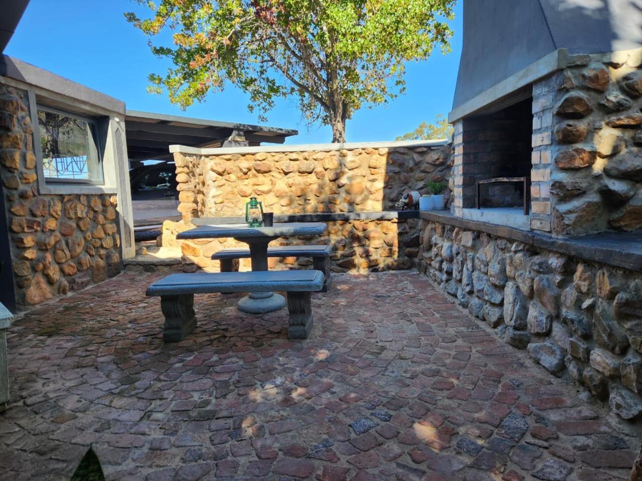 Stone Cottage Riebeek Valley view 5