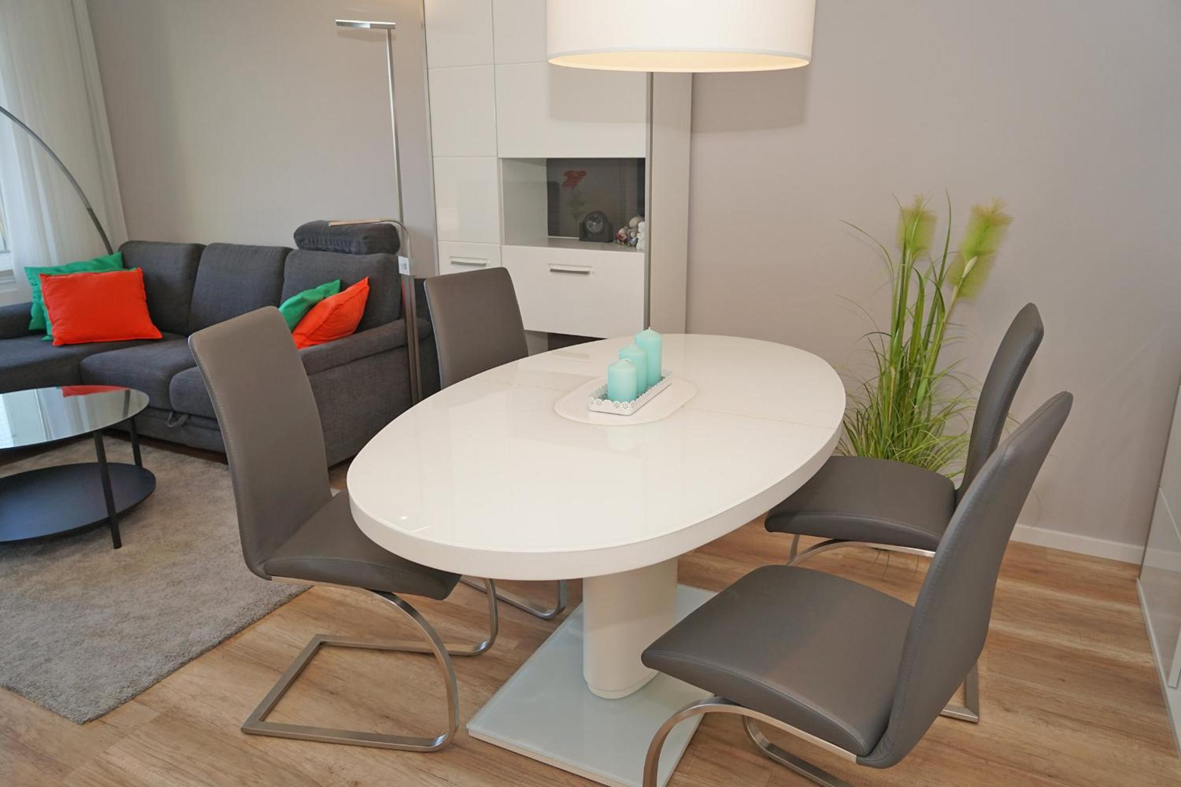 Ferienwohnung zur Seeseite _ 200 m view 2