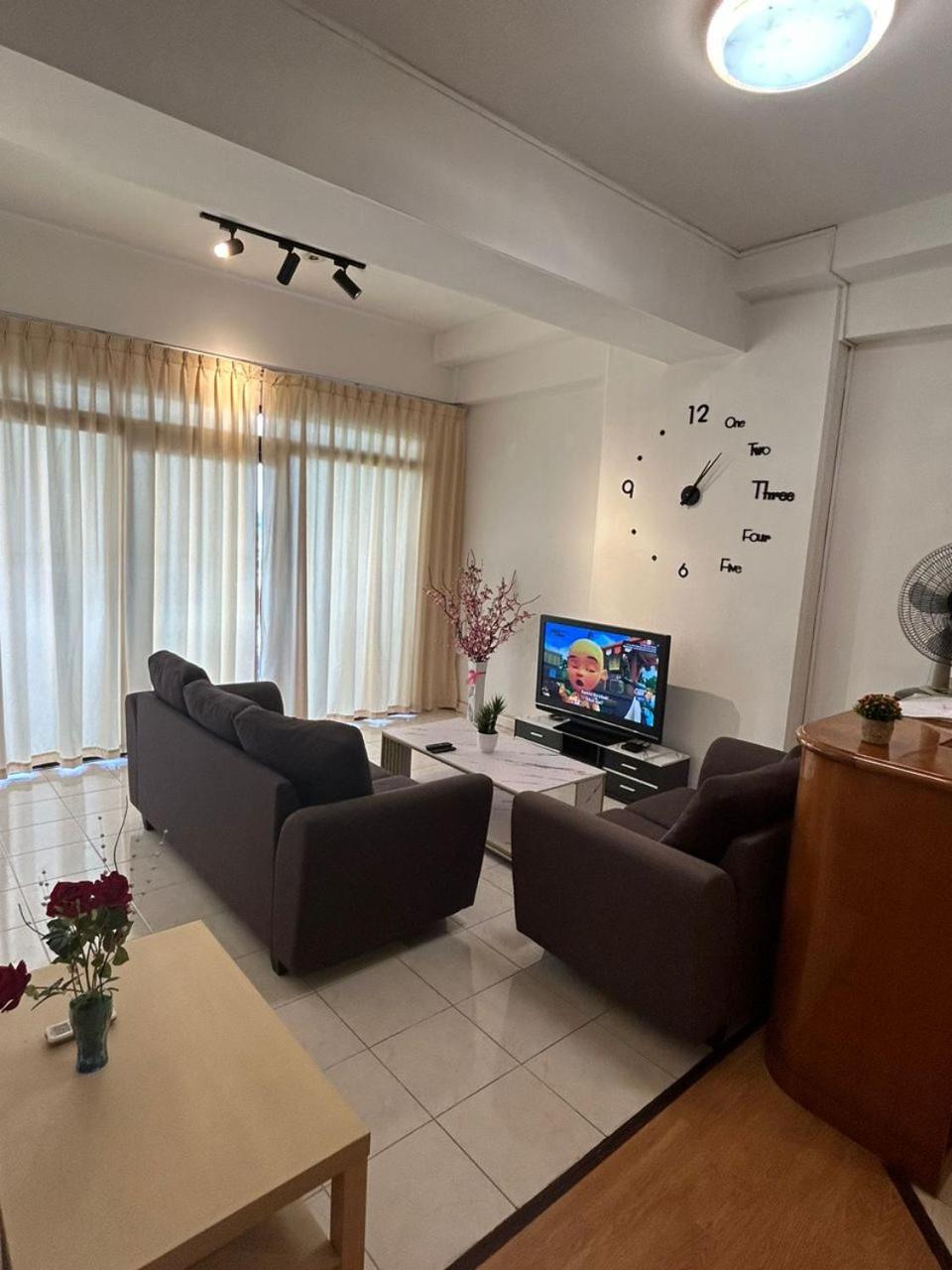 Level 10 Riverbank suites 2BR RiverView photo 4