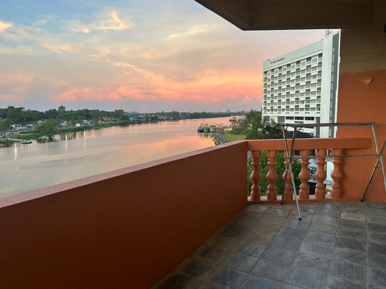 Level 10 Riverbank suites 2BR RiverView photo 5