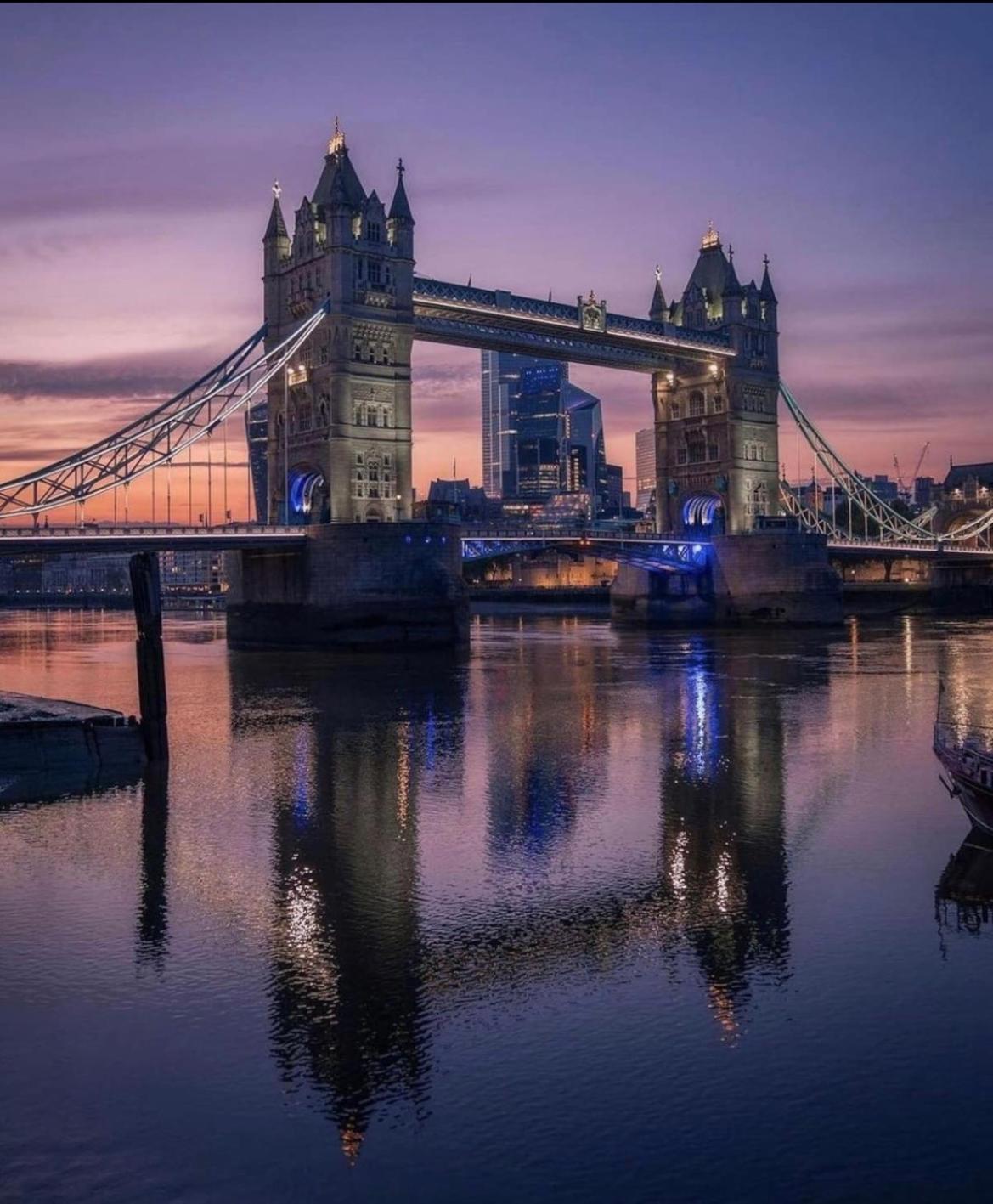 Thames View & free parking - perfect long stay workers only