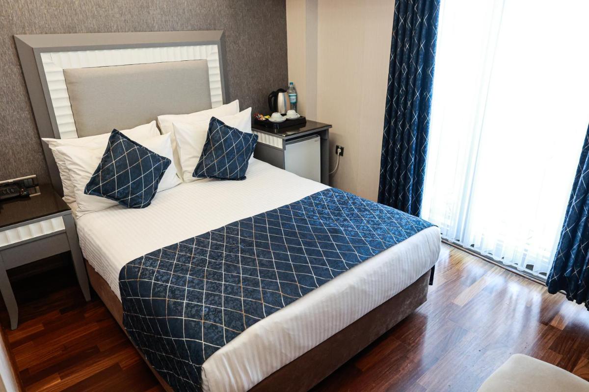 Nova Plaza Park Hotel - Image 10