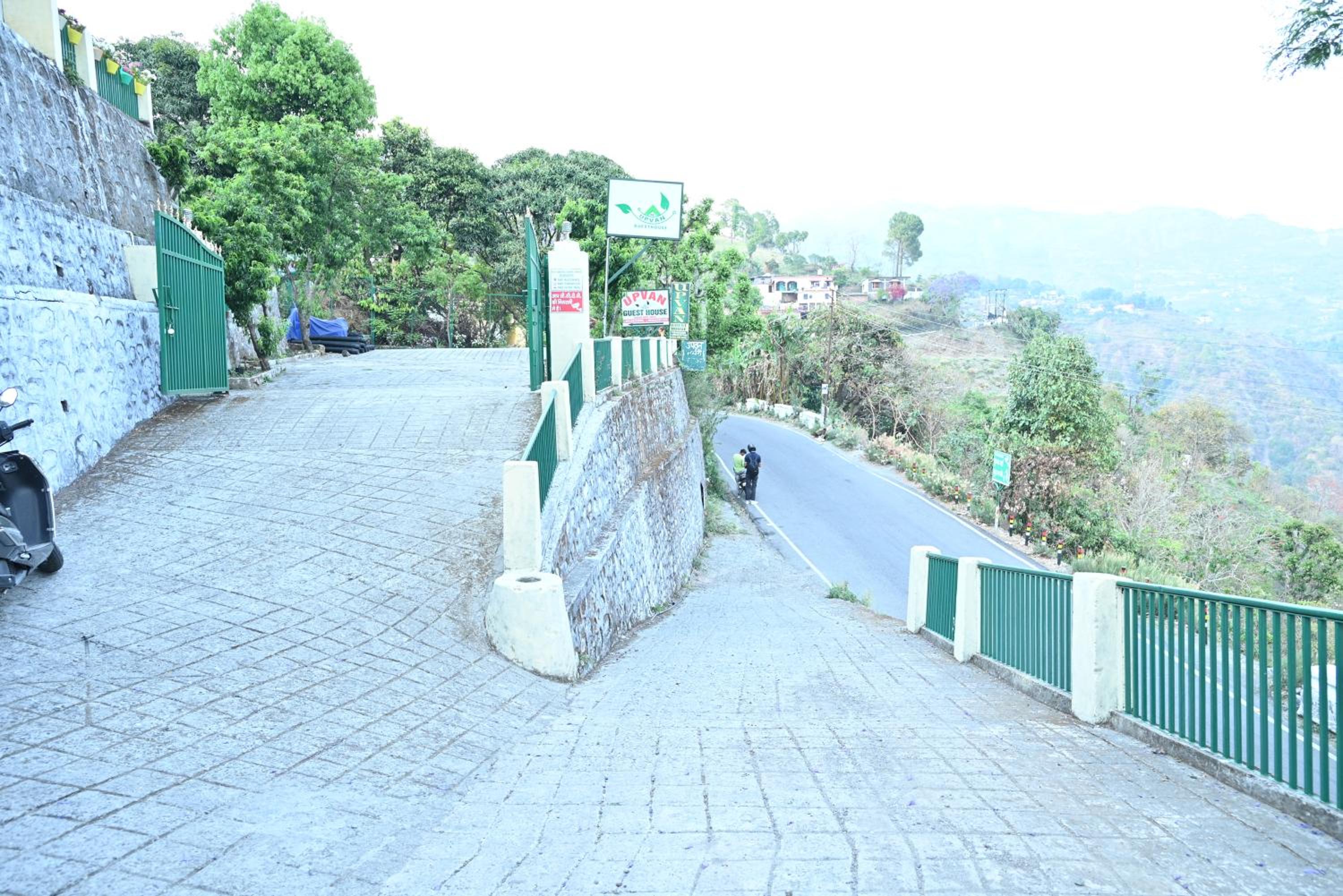 Photo 11