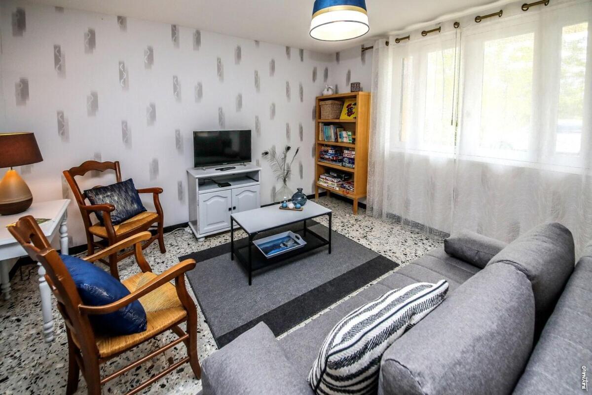 JOLI APPARTEMENT - PISCINE - 68m2 - GAILLAC