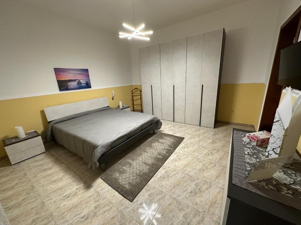 Casa vacanze (Totò e Pompilia)