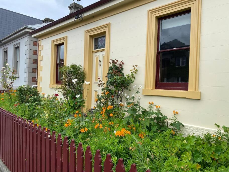 Campbell St Cottage, Hobart CBD