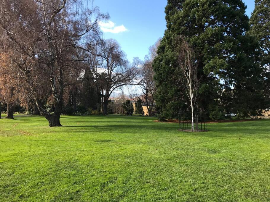 Campbell St Cottage, Hobart CBD