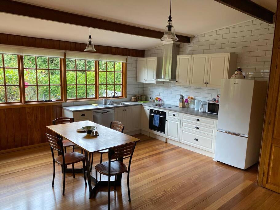 Campbell St Cottage, Hobart CBD
