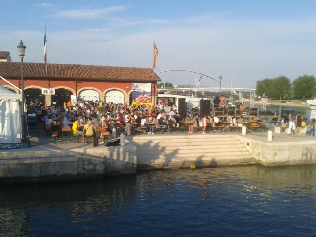 Photo 33